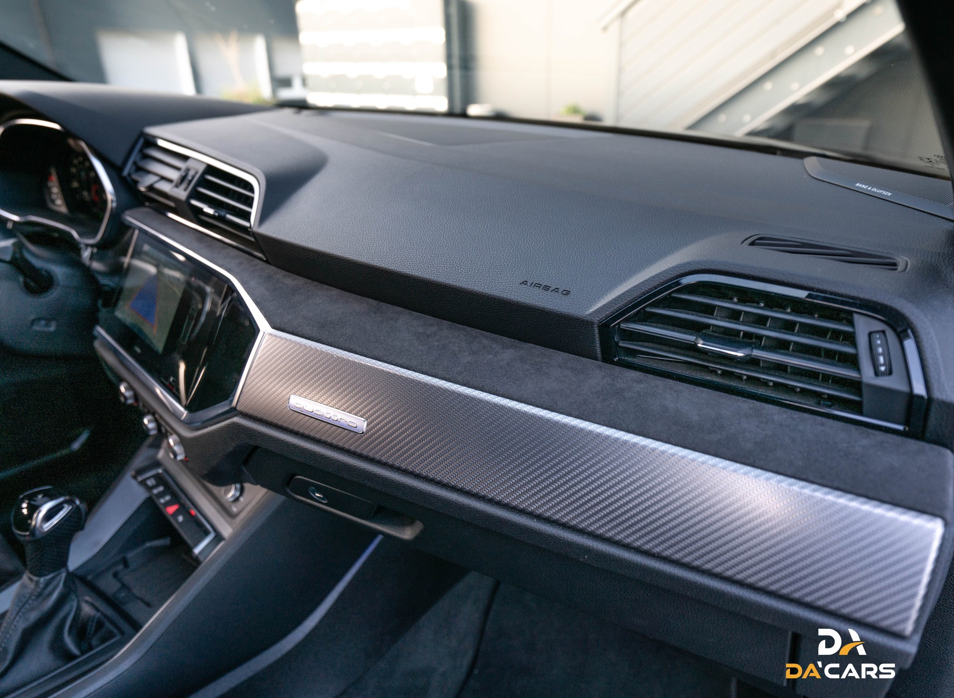 AUDI RS Q3 Sportback quattro S tronic-image-15