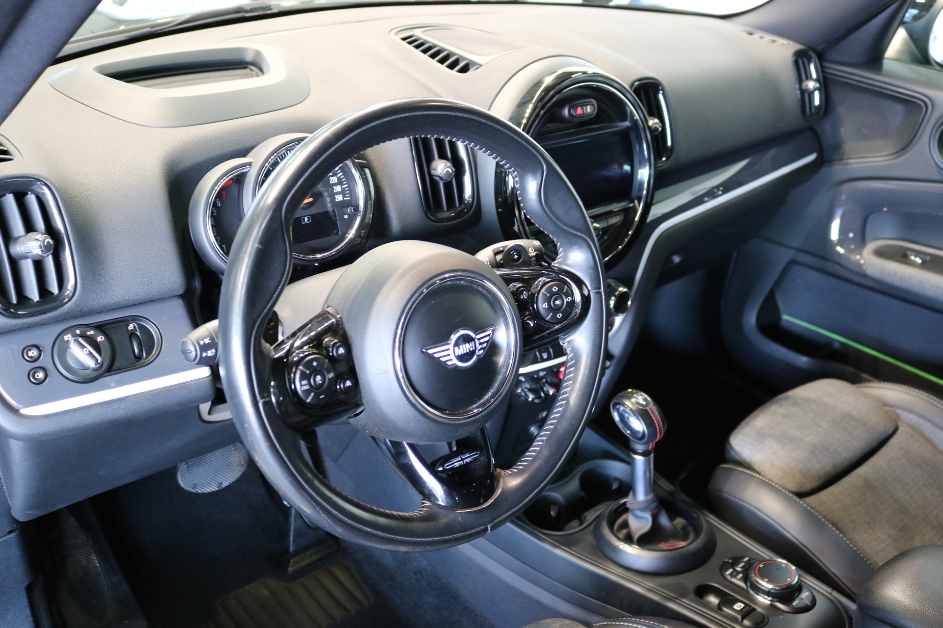 MINI Countryman Cooper S ALL4 Steptronic-showroom-element-1