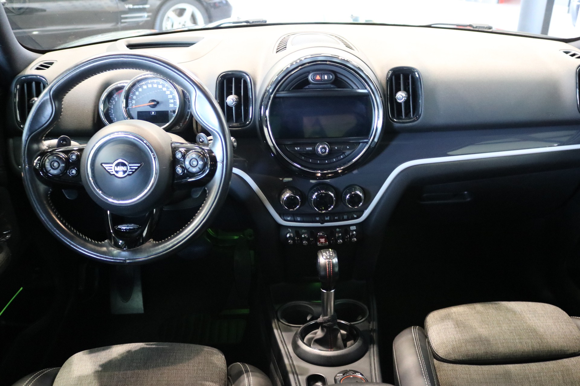 MINI Countryman Cooper S ALL4 Steptronic-image-34