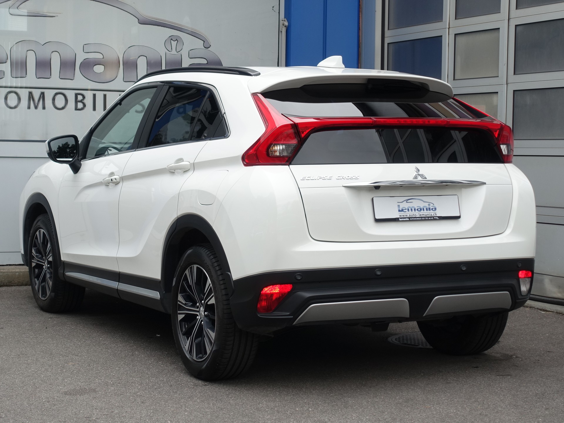 MITSUBISHI Eclipse Cross 1.5 T-Mivec Style 4WD CVT-image-4
