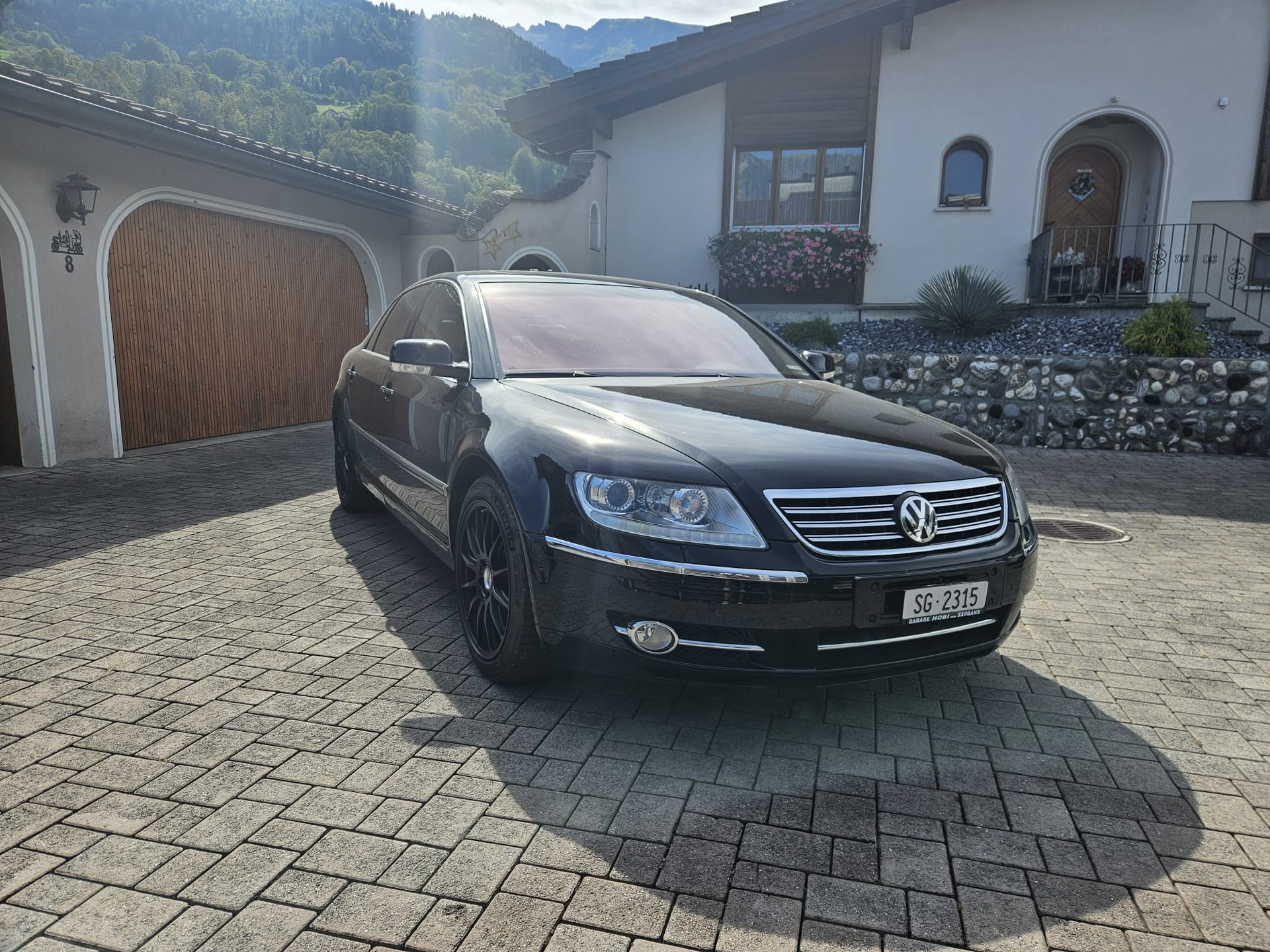 VW W12 LWB