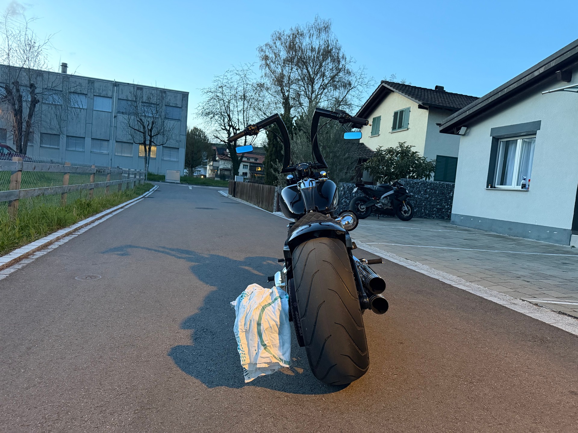 HARLEY-DAVIDSON Breakout 103-image-5