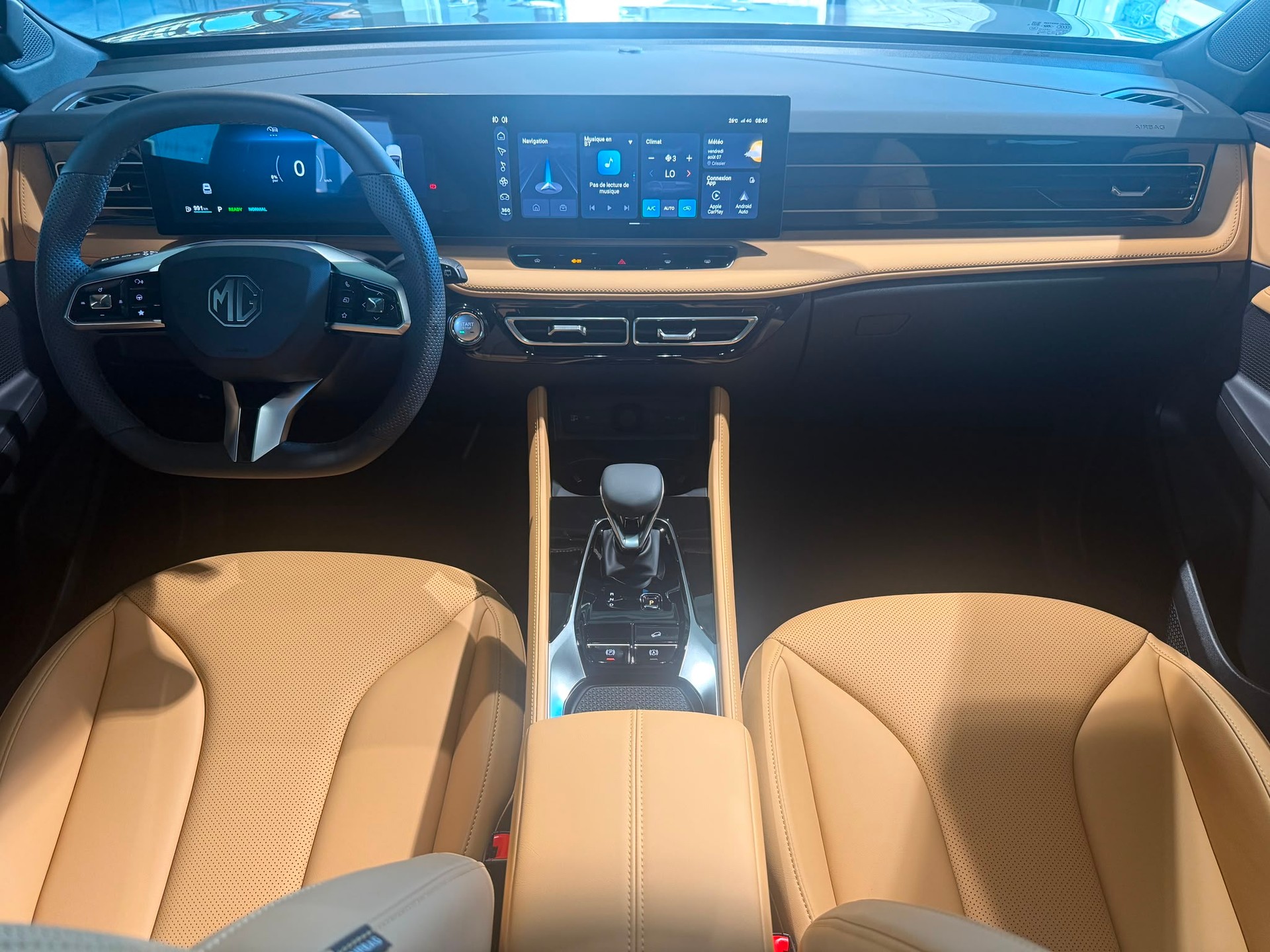 MG HS 1.5 T HEV Luxury-image-8