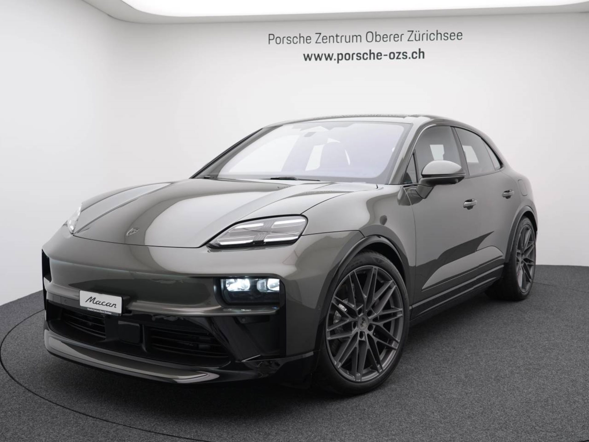 PORSCHE Macan Turbo
