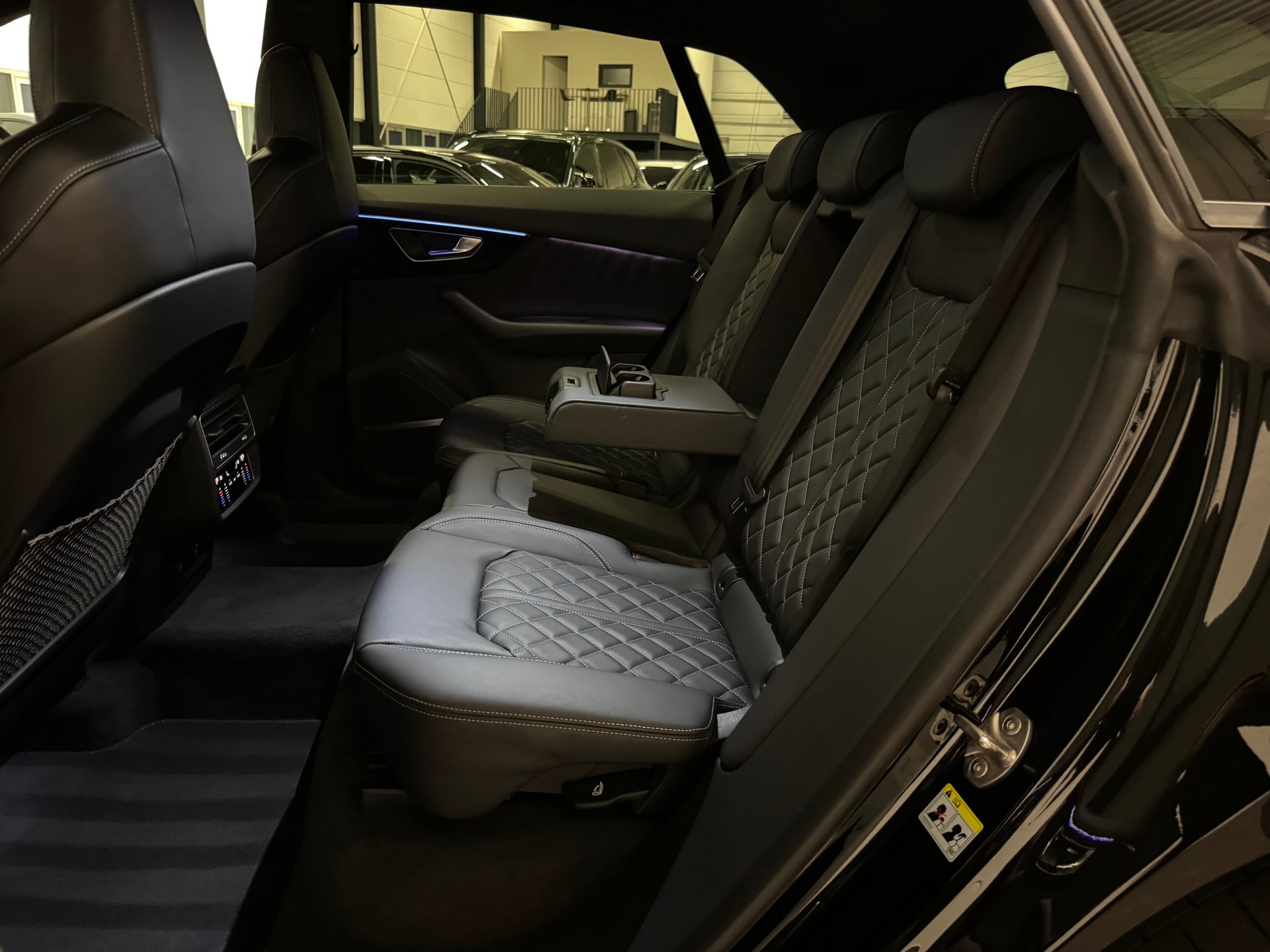 AUDI Q8 50 TDI Black Edition quattro tiptronic S LINE CH Fahrzeug-image-21