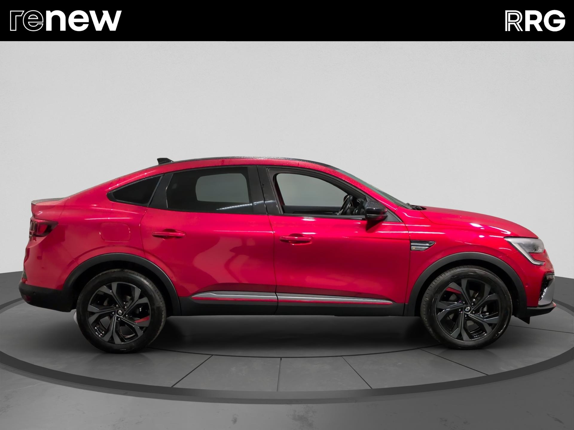 RENAULT Arkana 1.6 E-Tech R.S.Line-showroom-element-1