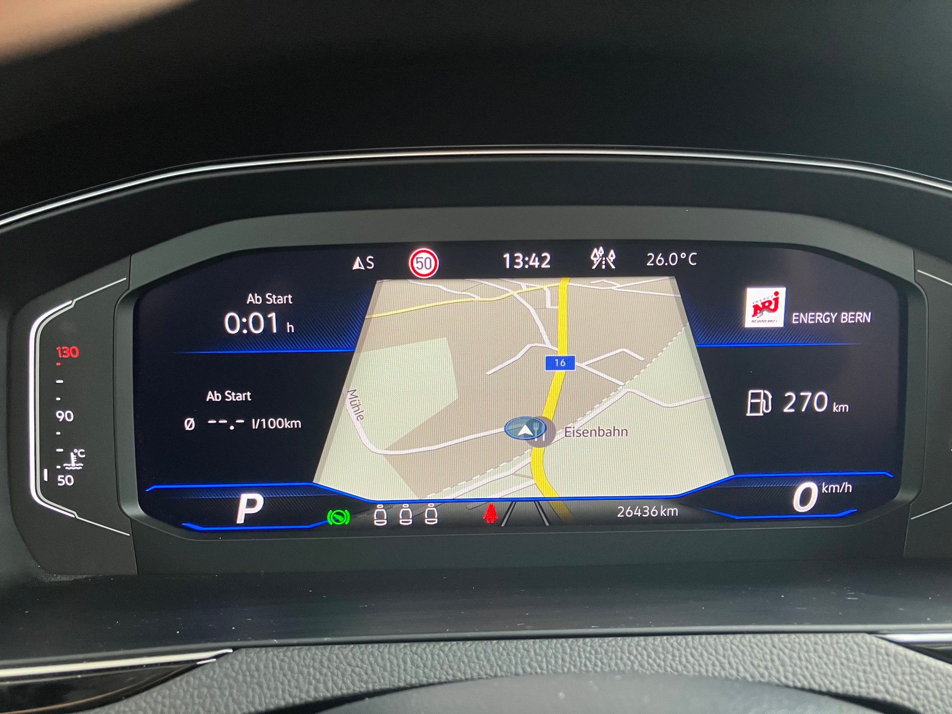 VW Passat 2.0 TDI BMT Elegance 4Motion DSG-image-11