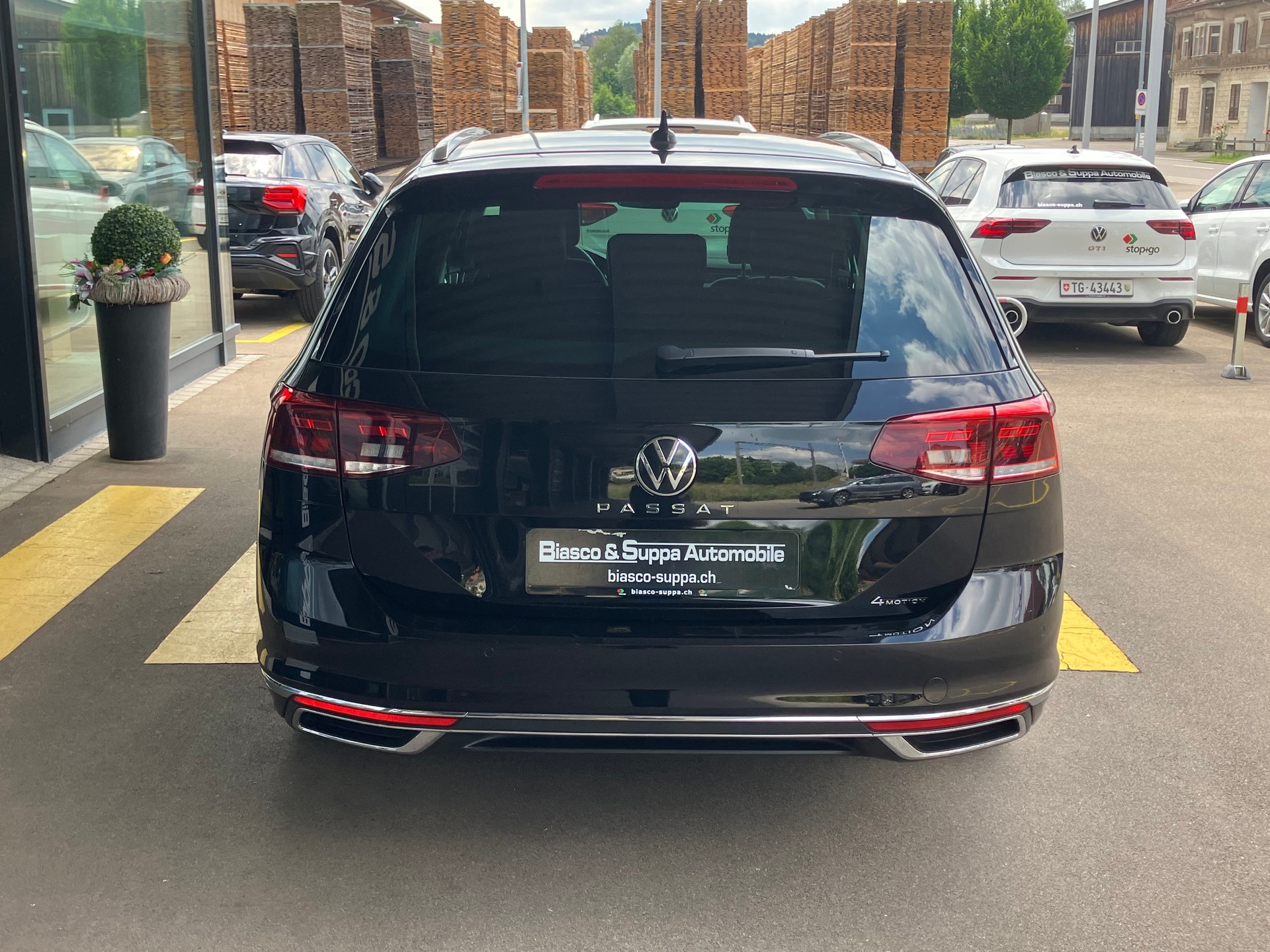 VW Passat 2.0 TDI BMT Elegance 4Motion DSG-image-6