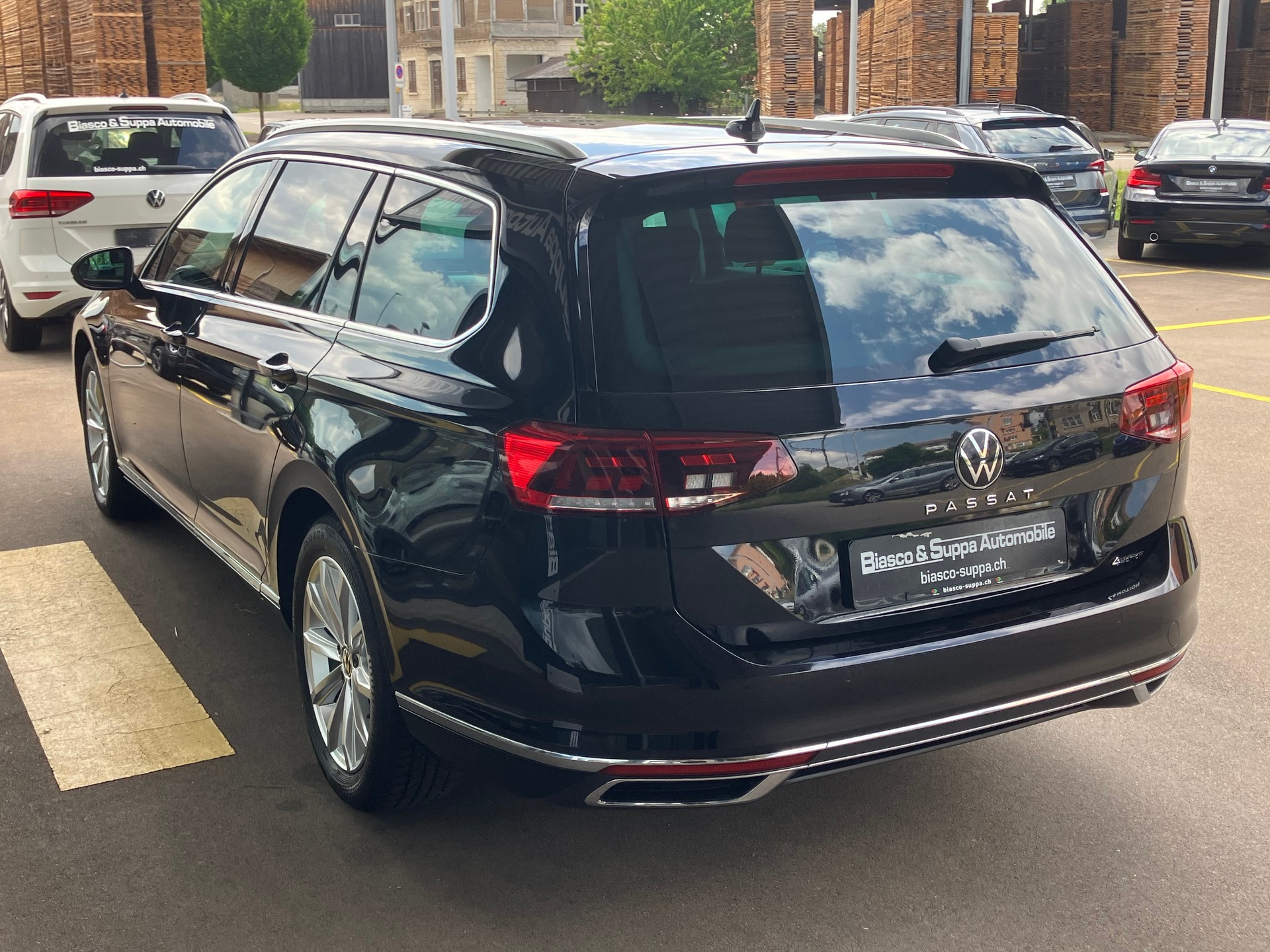 VW Passat 2.0 TDI BMT Elegance 4Motion DSG-image-7