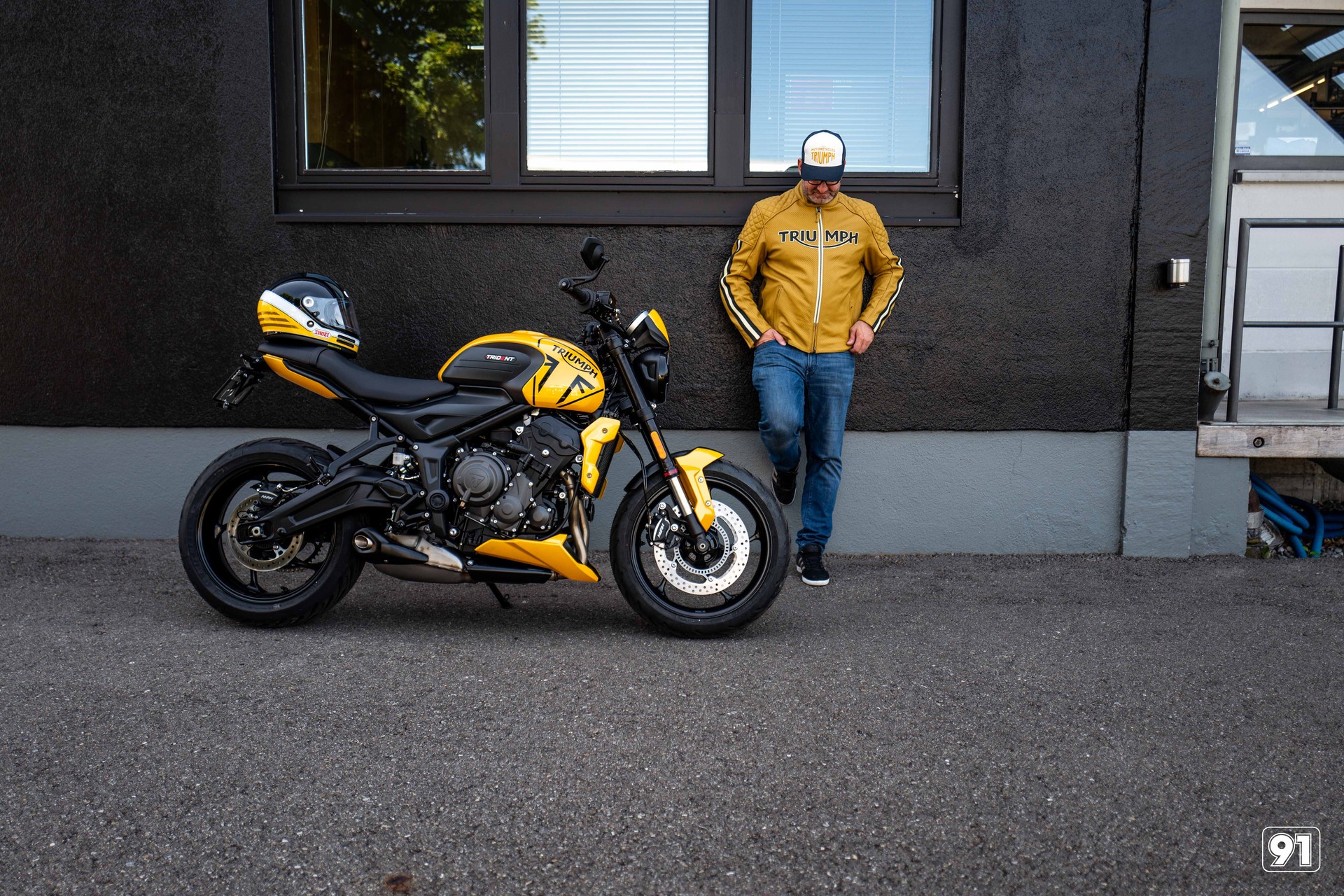 TRIUMPH Trident 660-showroom-element-1