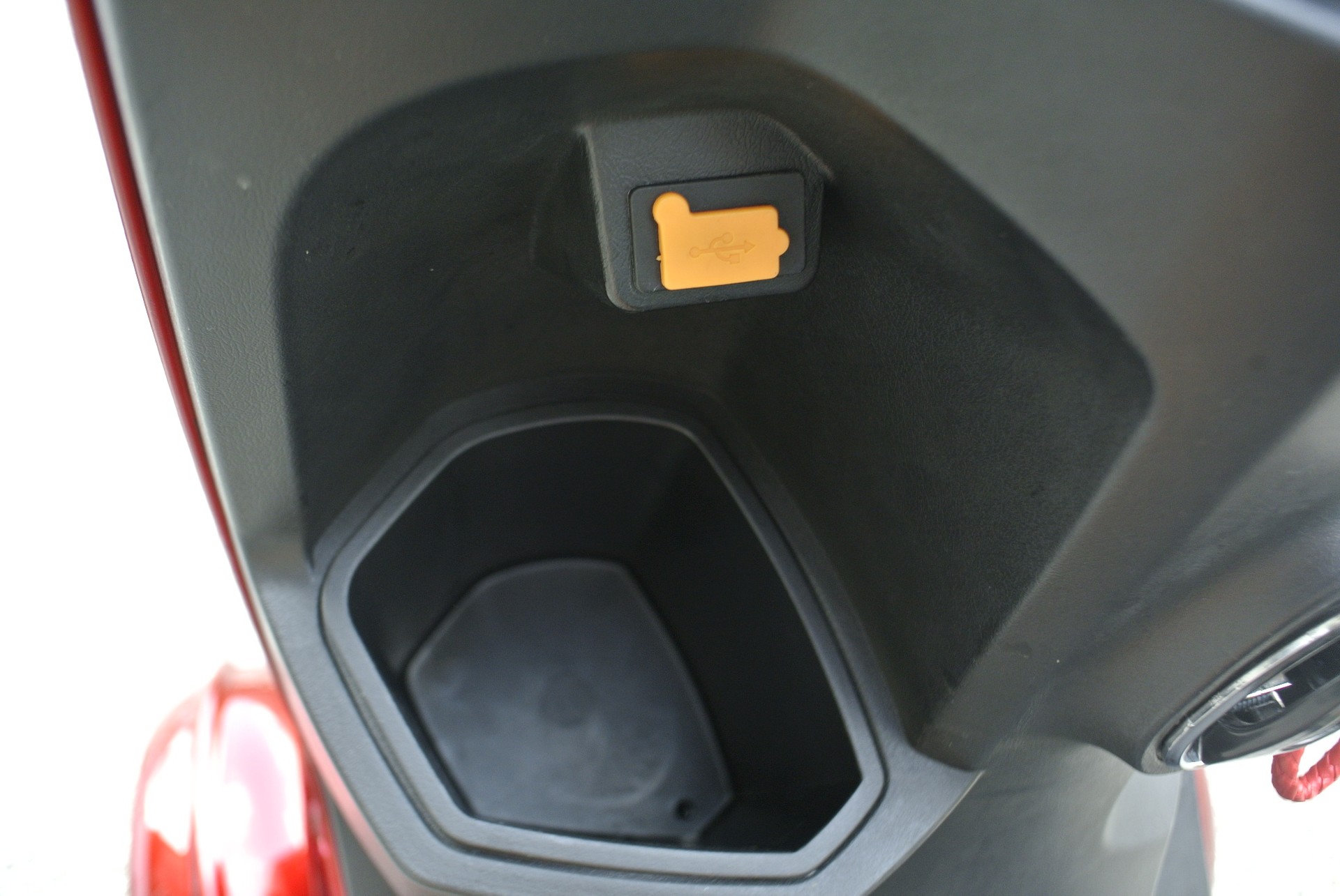 VESPINO Z4-image-7