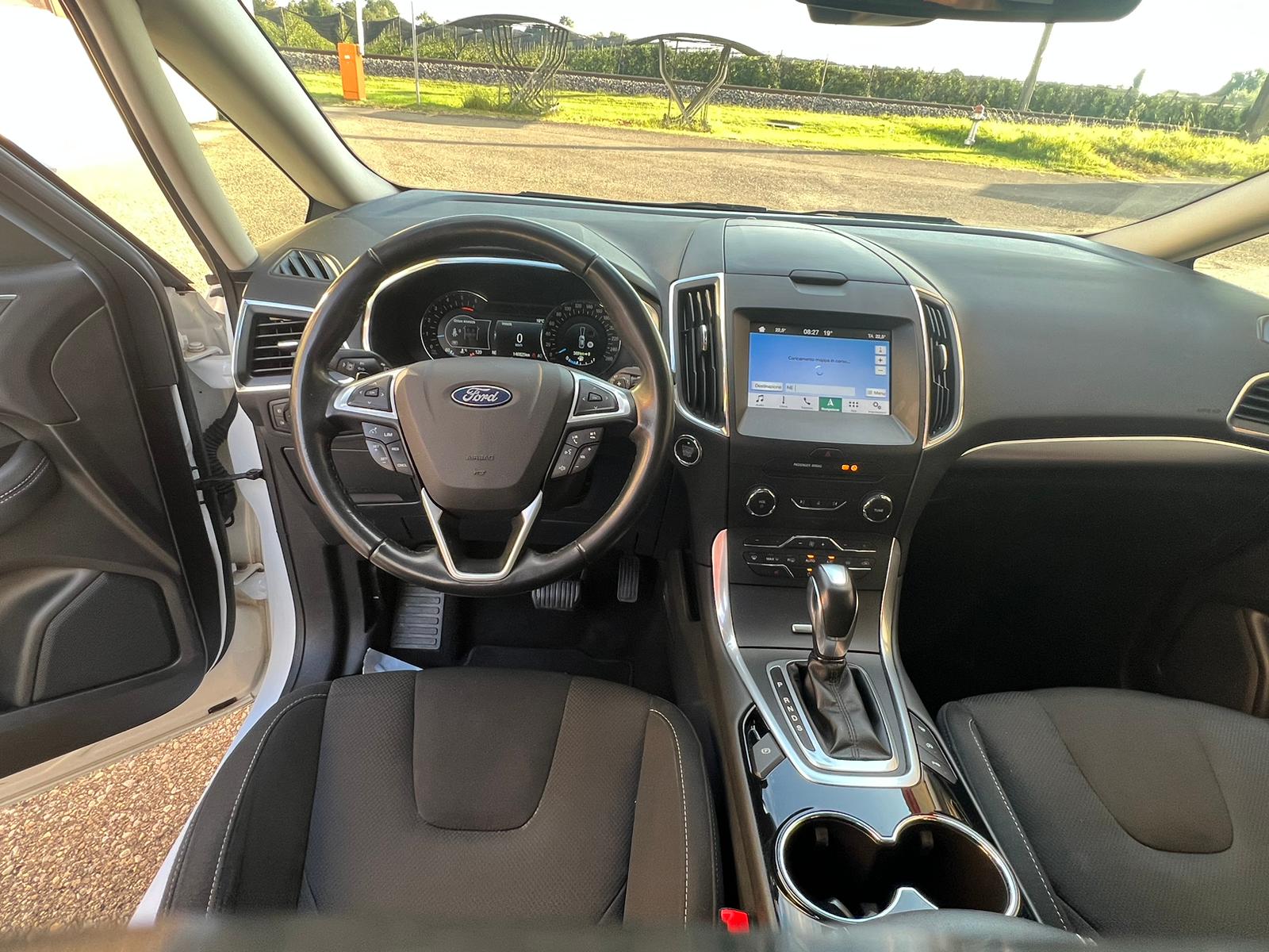FORD S-Max 2.0 TDCi Titanium PowerShift-image-11