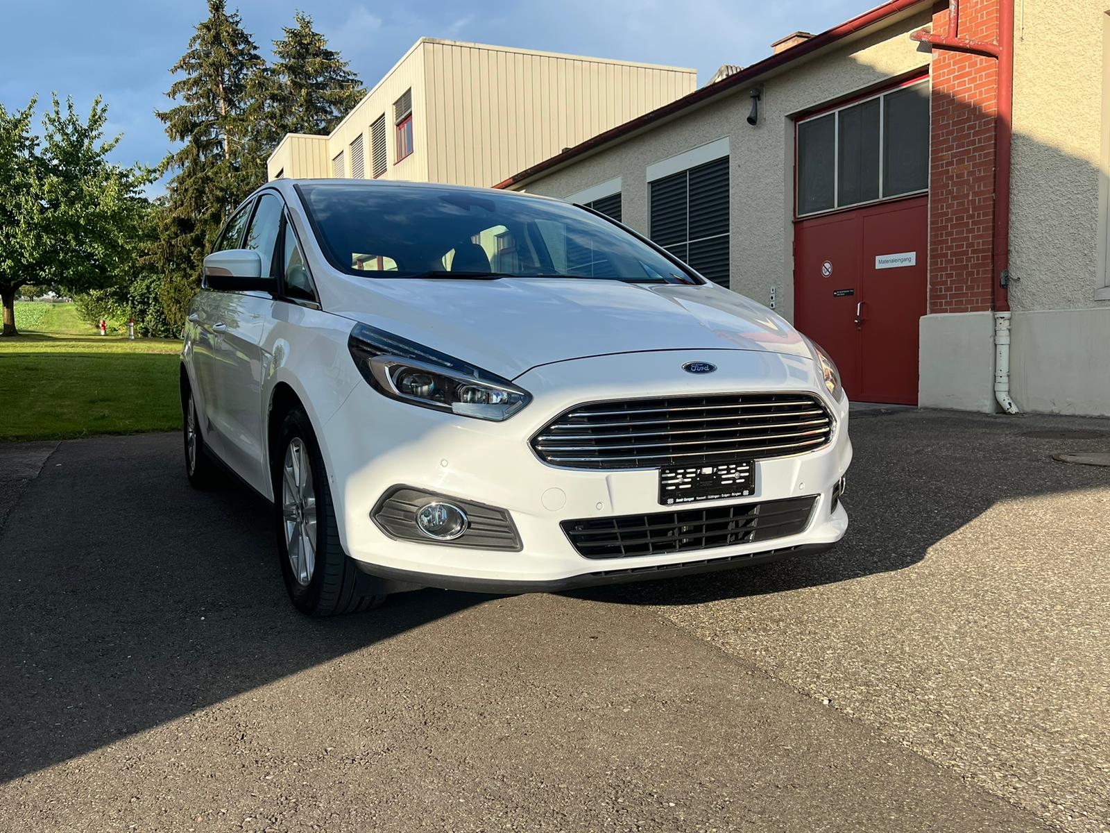 FORD S-Max 2.0 TDCi Titanium PowerShift-image-3