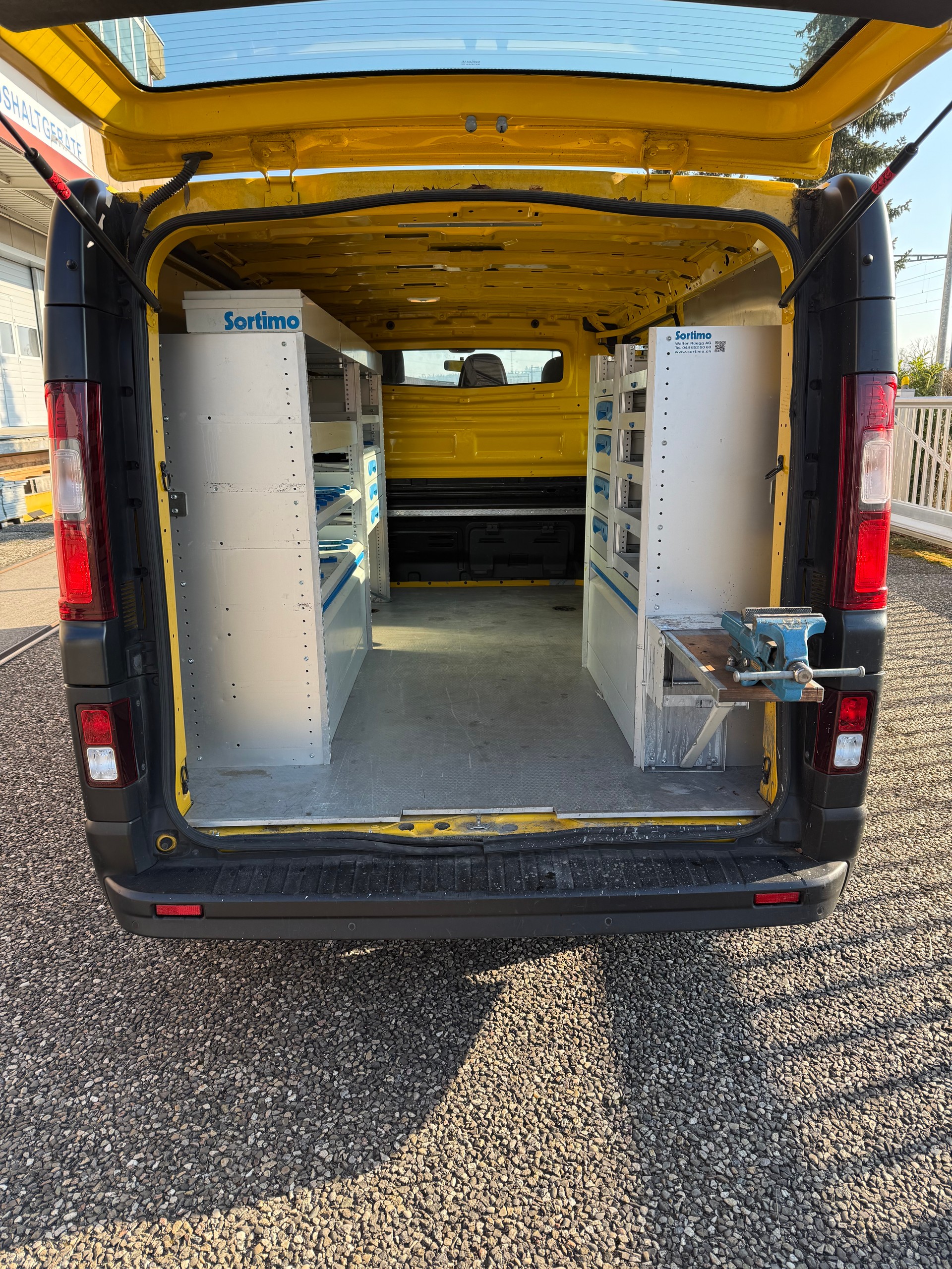 RENAULT Trafic 1.6 ENERGY TwinT. dCi145 2.9t Busin. L2H1-image-5