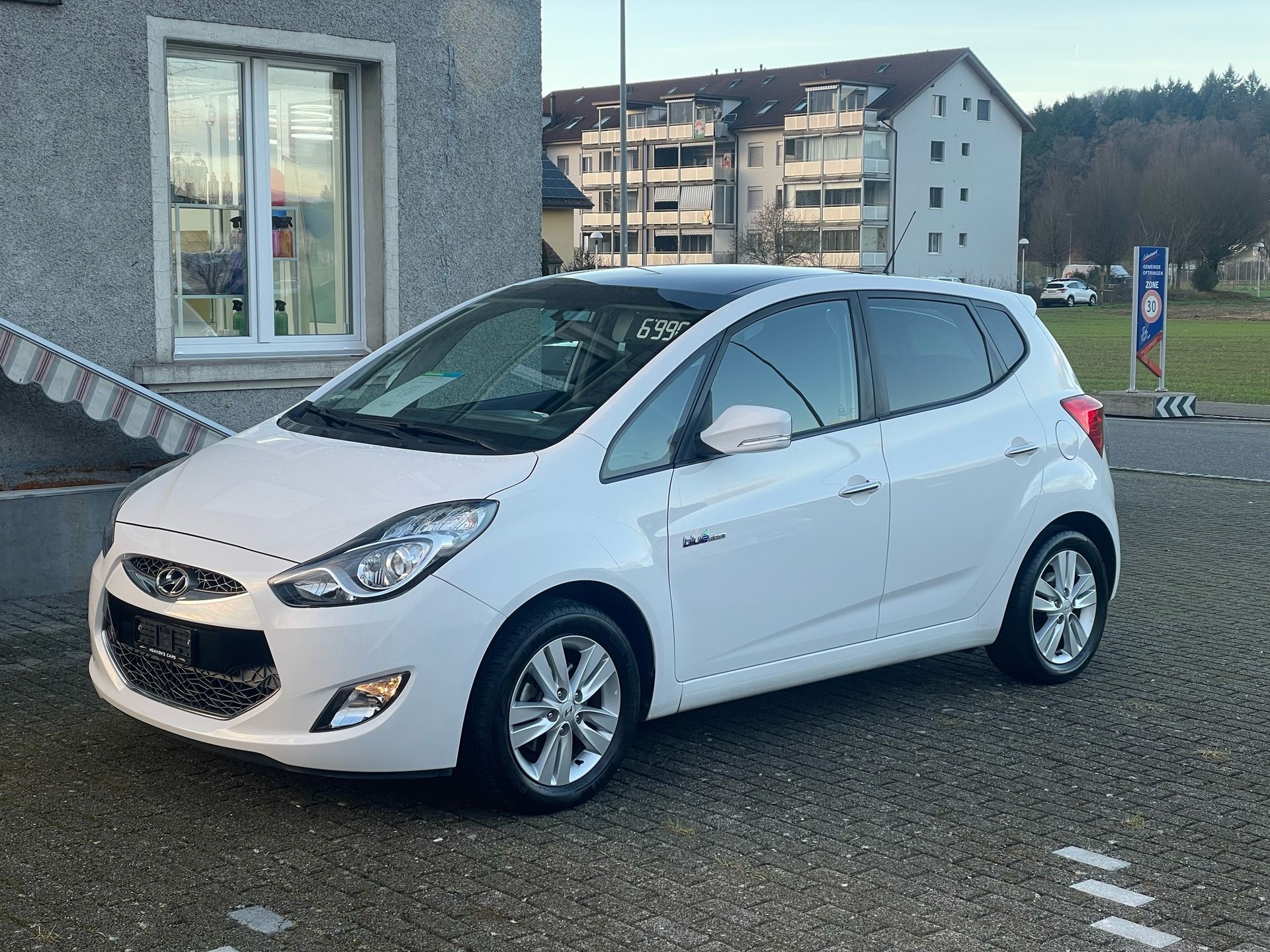 HYUNDAI iX20 1.6 Style-image-1