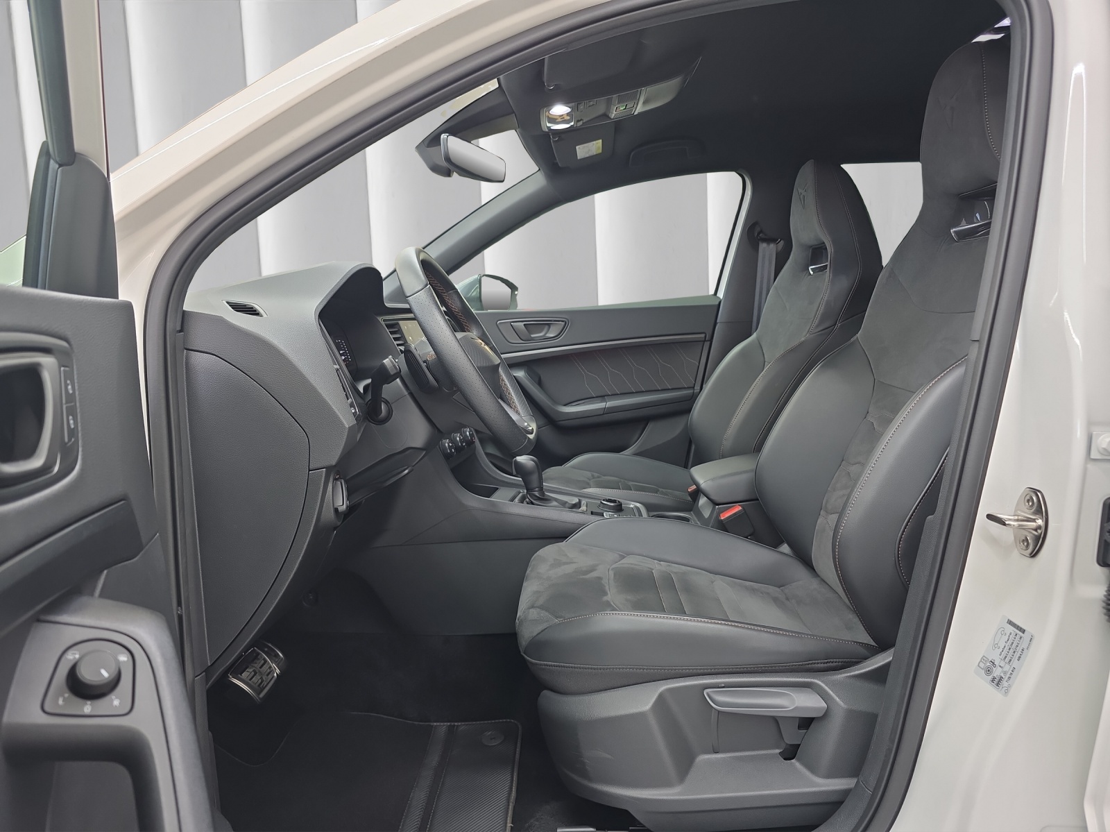 CUPRA Ateca 2.0 TSI Inicio 4Drive DSG-image-10