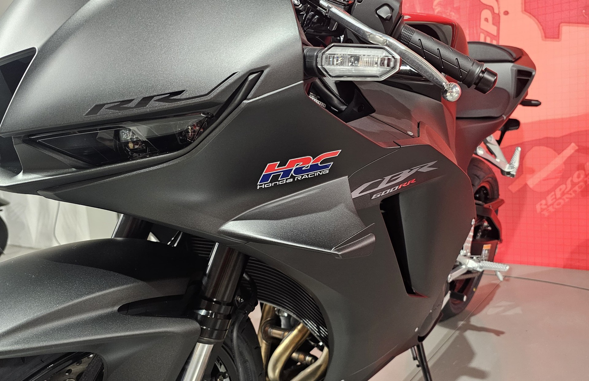 HONDA CBR 600 RR **Neufahrzeug**-image-9
