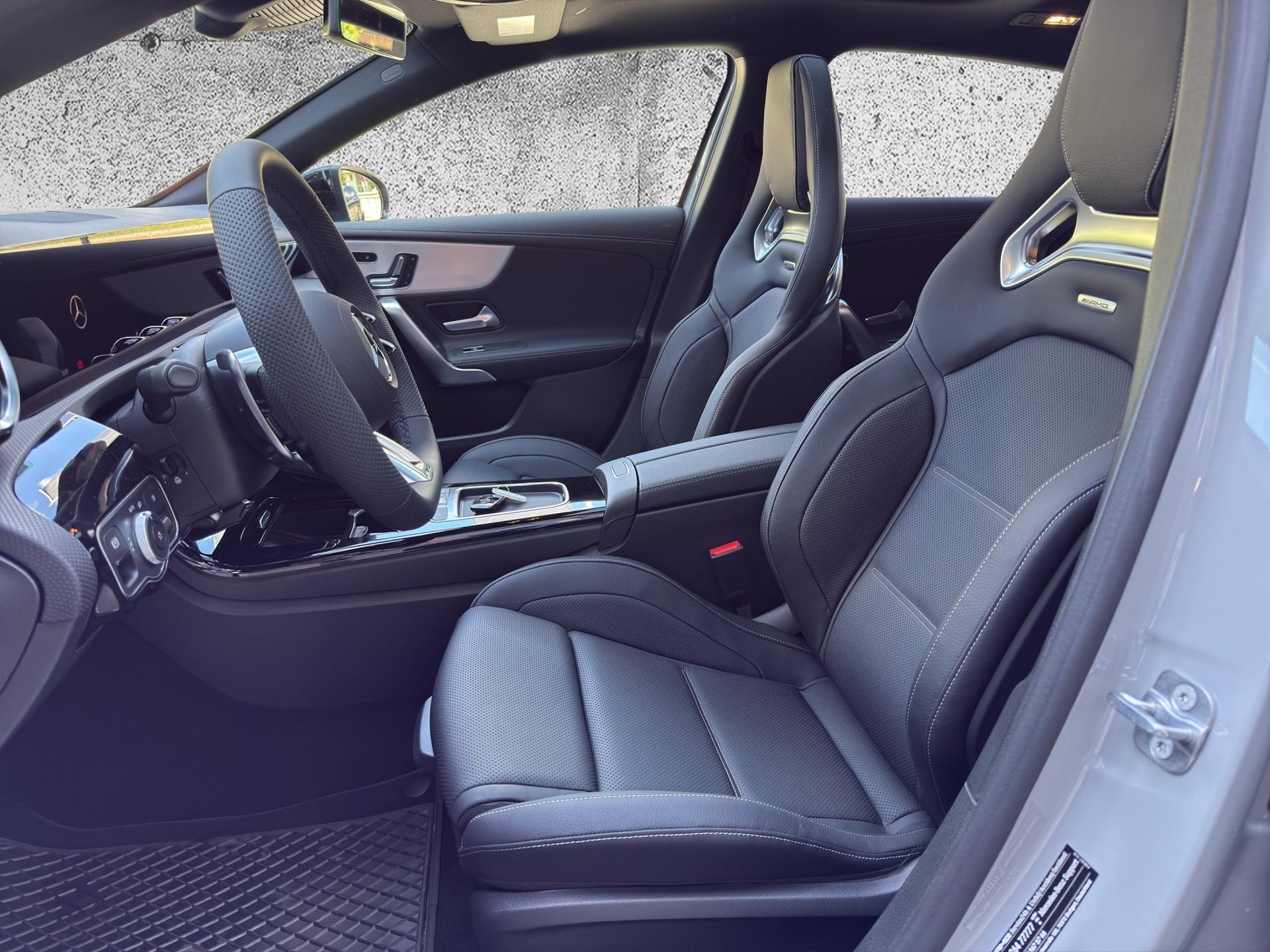 MERCEDES-BENZ A 45 S AMG 4matic+-image-6