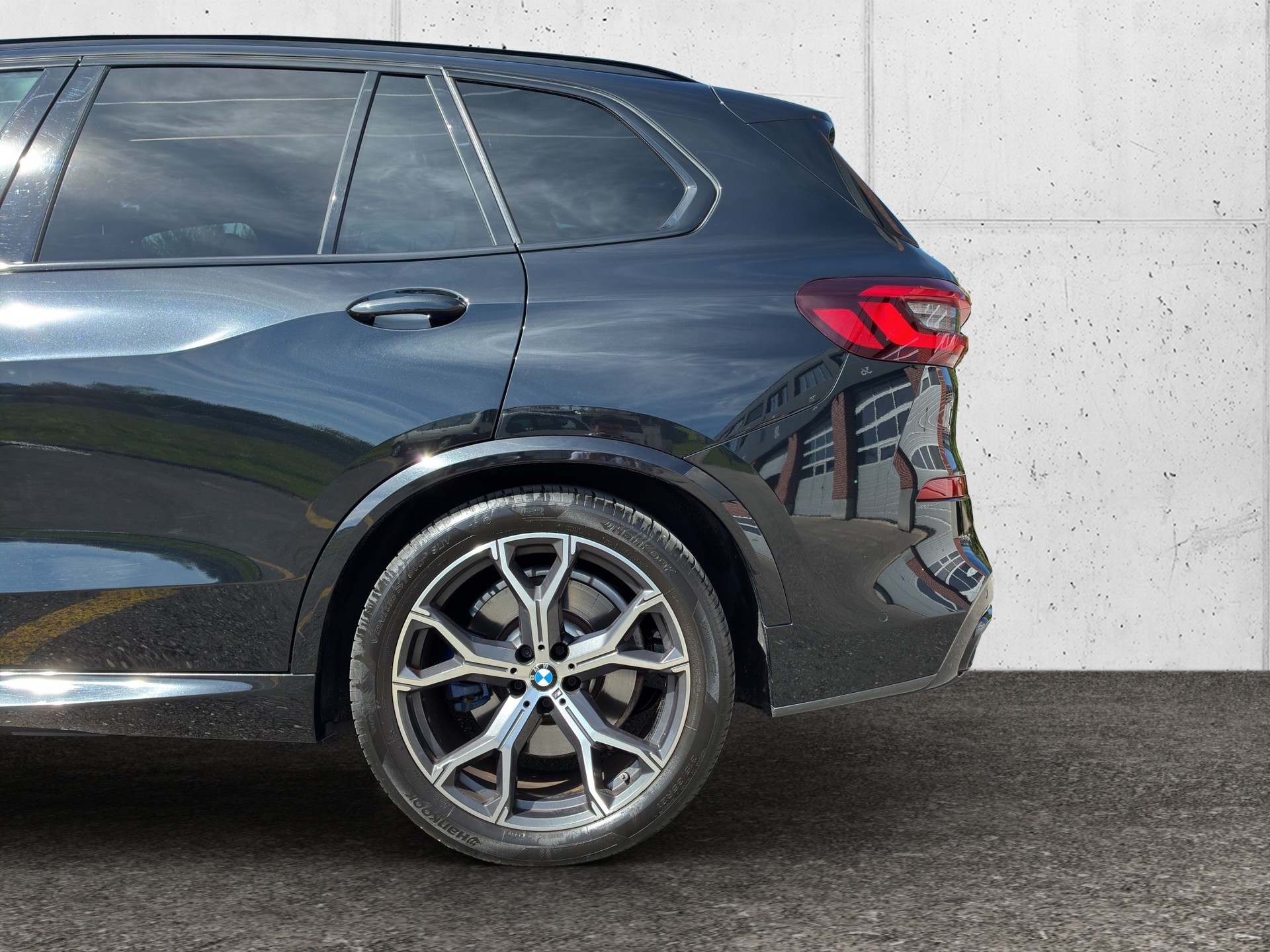 BMW X5 xDrive45e M Sport Steptronic-image-5