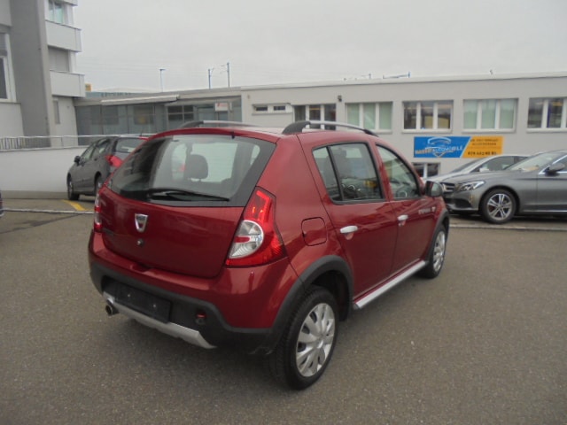 DACIA Sandero 1.6 Stepway-image-1
