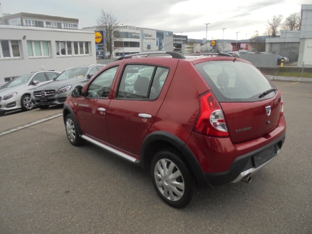 DACIA Sandero 1.6 Stepway-image-14