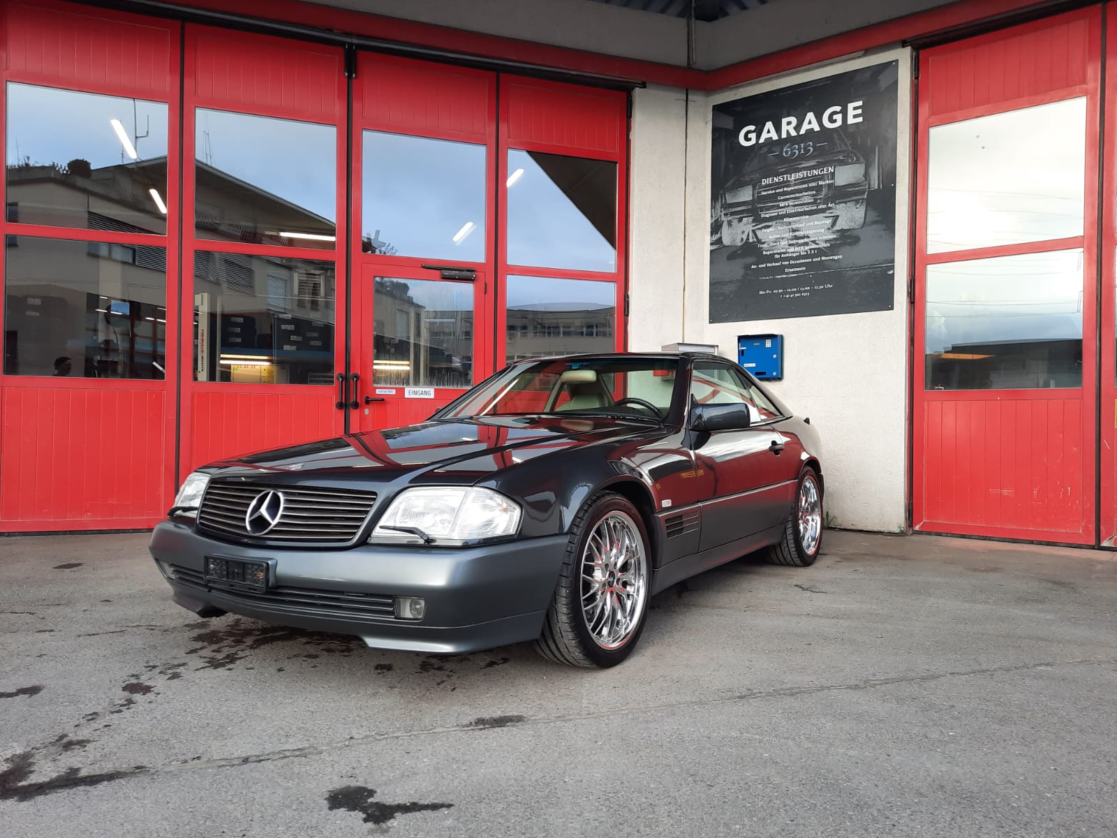 MERCEDES-BENZ SL 500 Automatic-showroom-element-1
