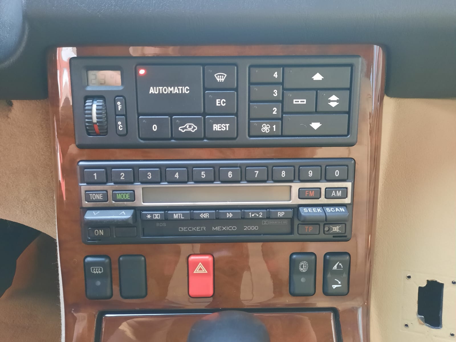 MERCEDES-BENZ SL 500 Automatic-image-9