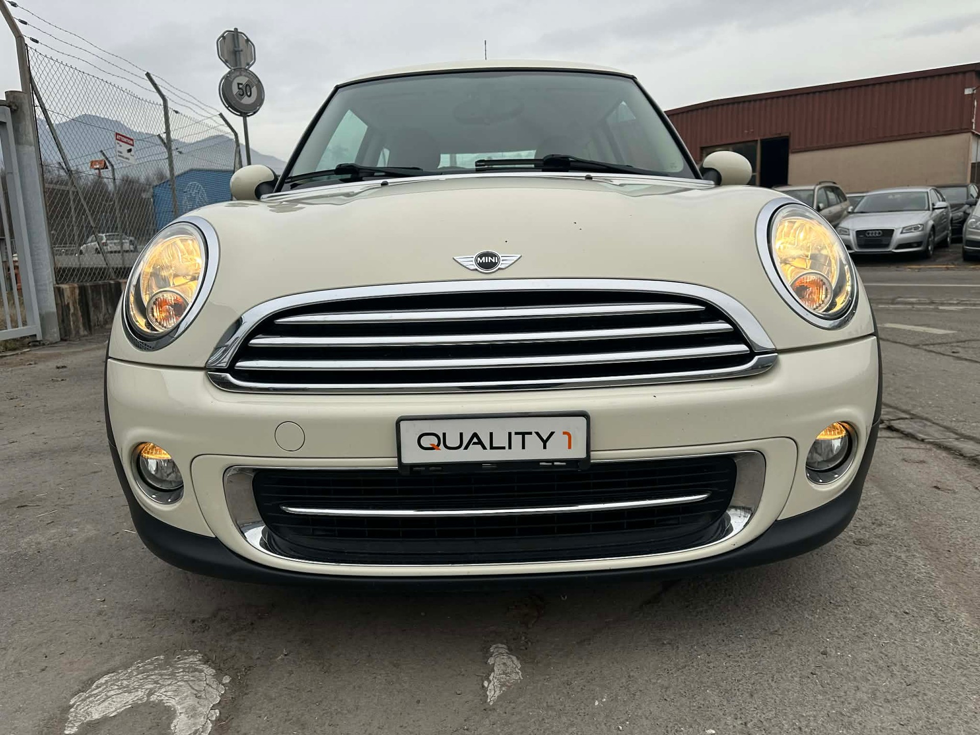 MINI Cooper-image-2