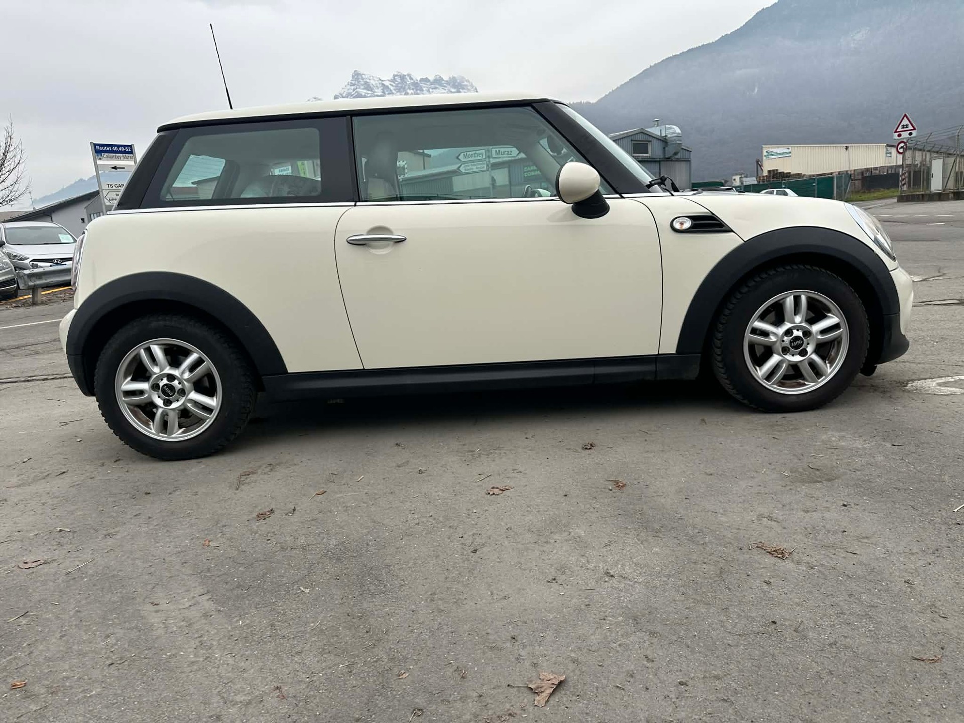 MINI Cooper-image-7