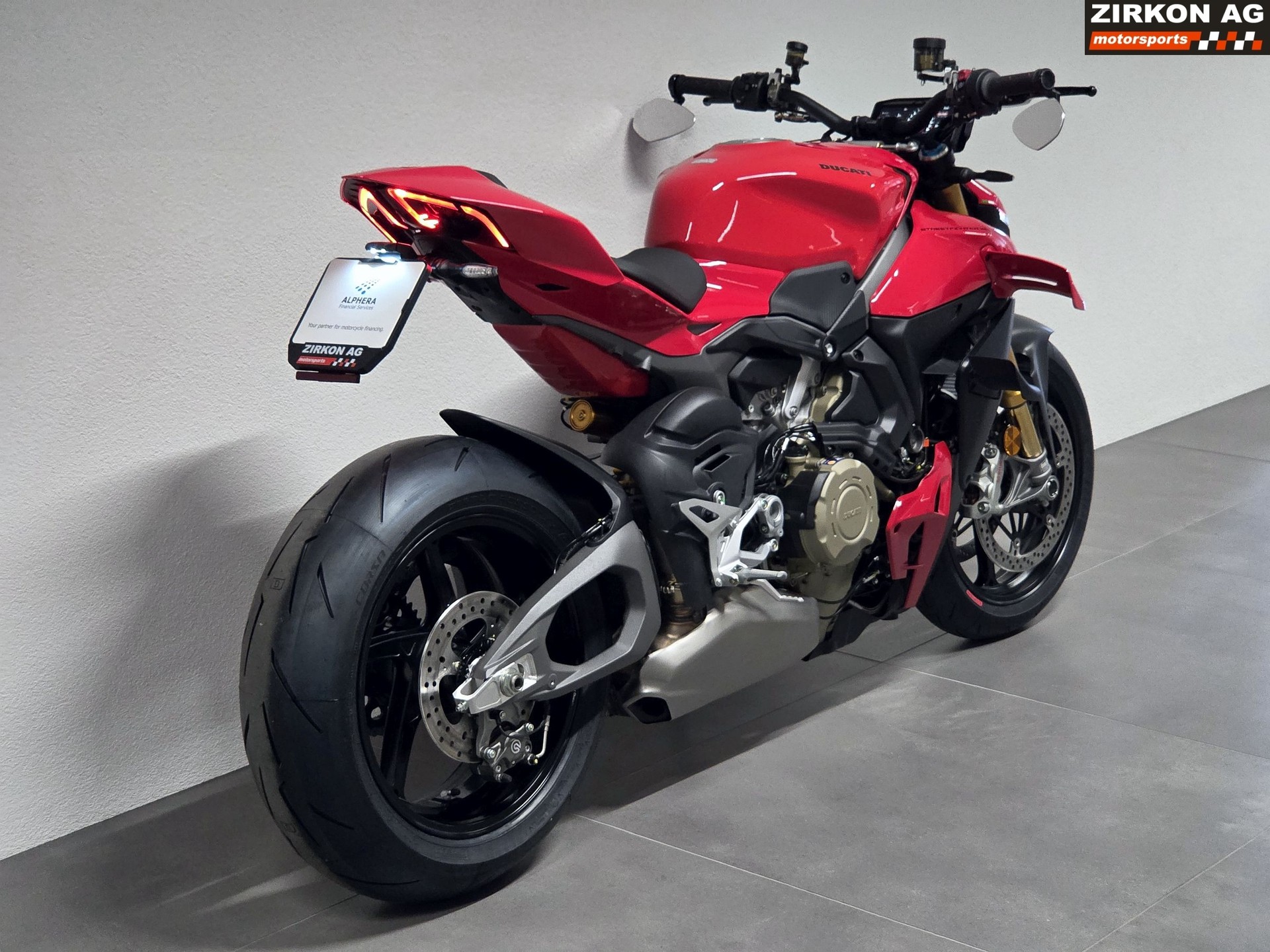 DUCATI Streetfighter V4 S | Essenza I-image-6