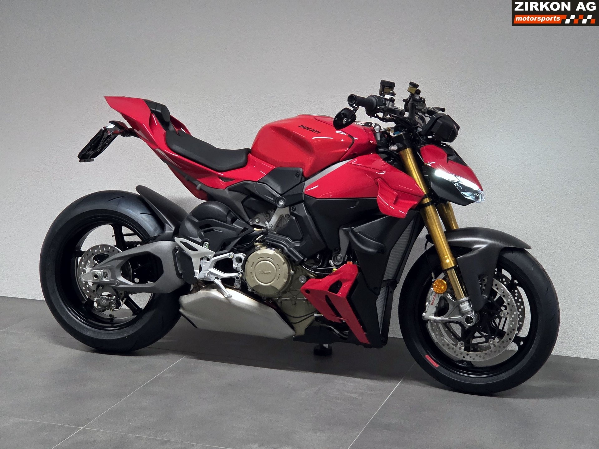DUCATI Streetfighter V4 S | Essenza I-image-1