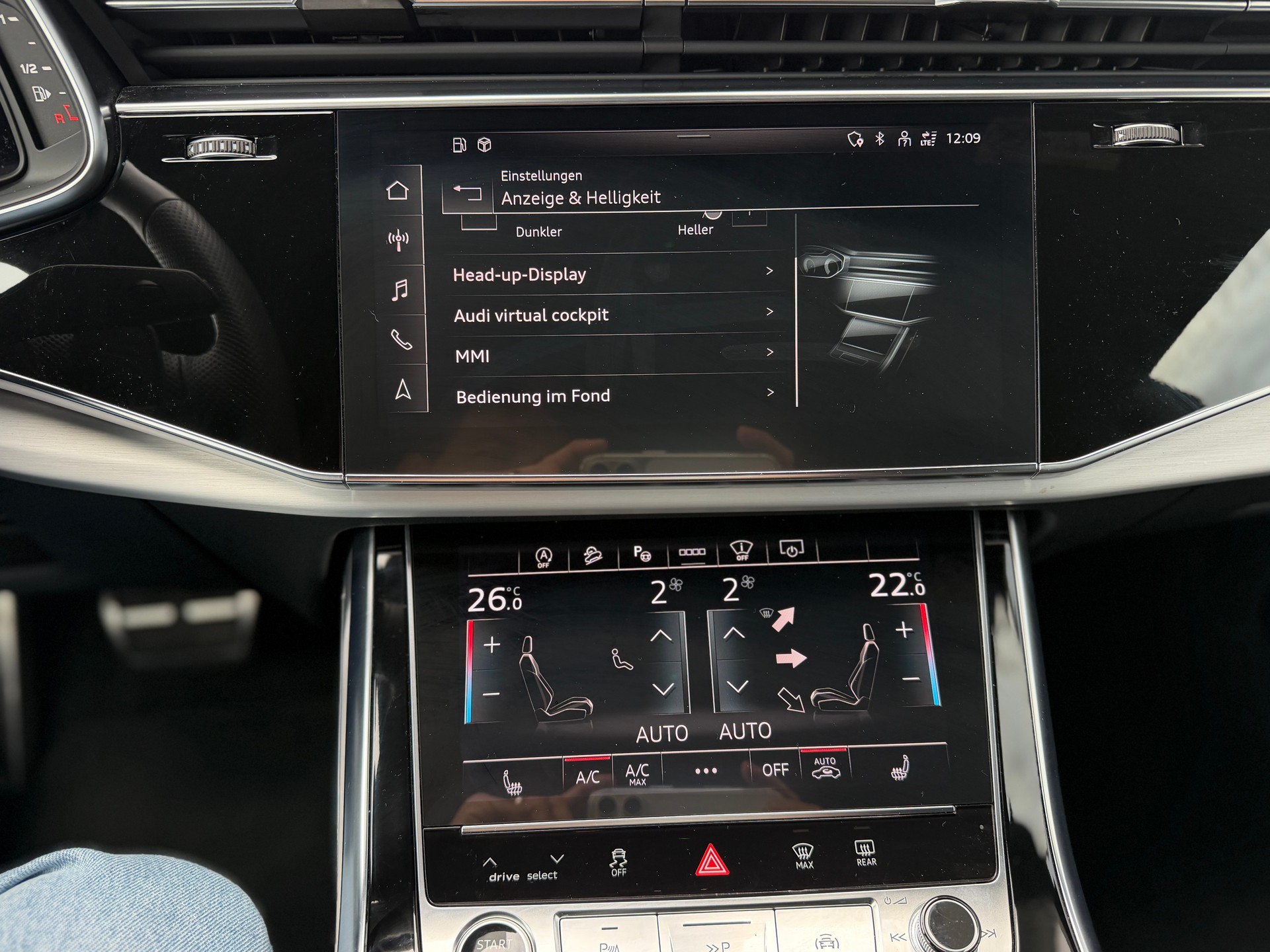 AUDI Q8 50 TDI quattro tiptronic *vikunjabeige metallic - 23 Zoll - Adaptive air suspension sport*-image-17