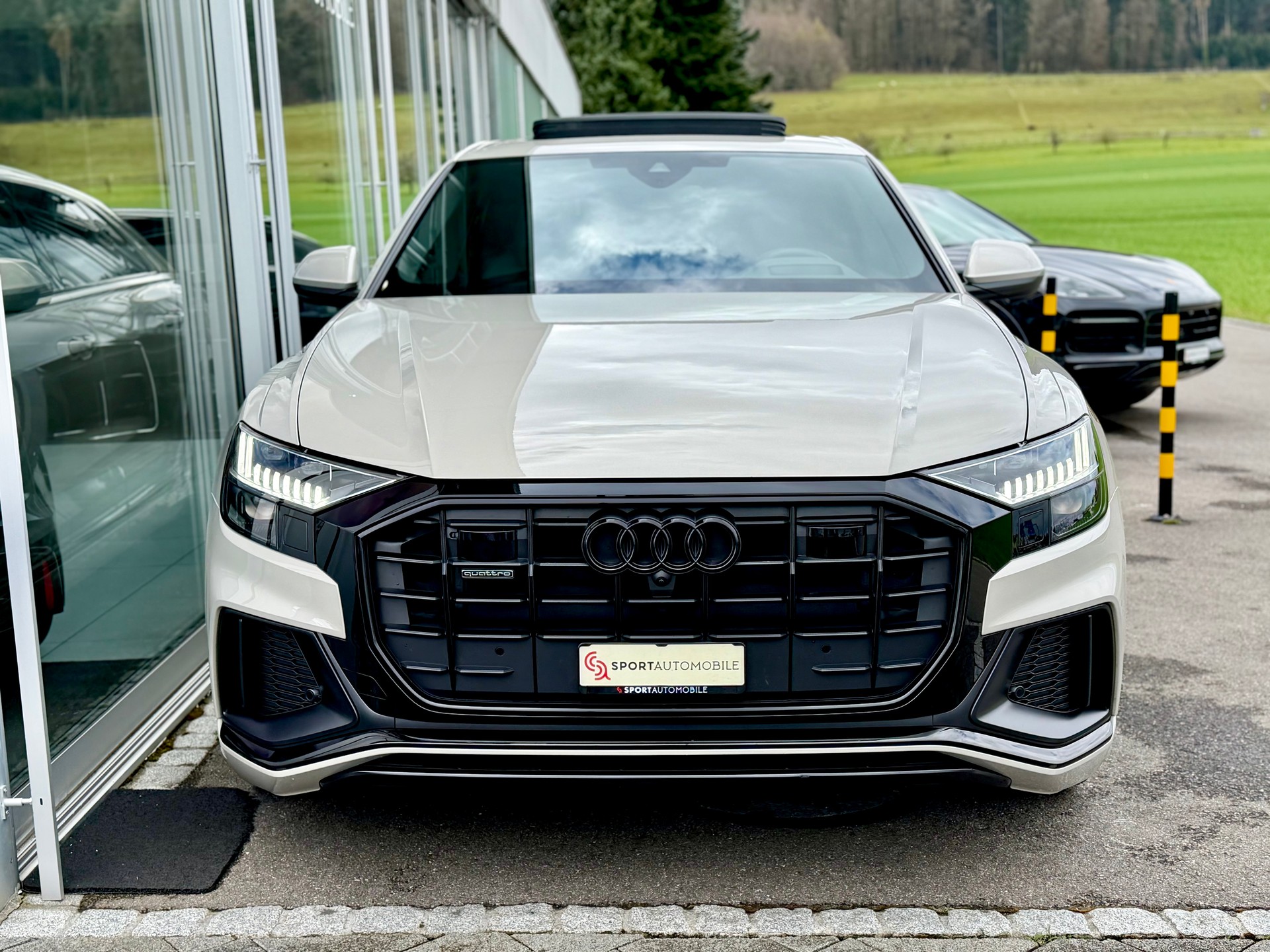 AUDI Q8 50 TDI quattro tiptronic *vikunjabeige metallic - 23 Zoll - Adaptive air suspension sport*-showroom-element-3