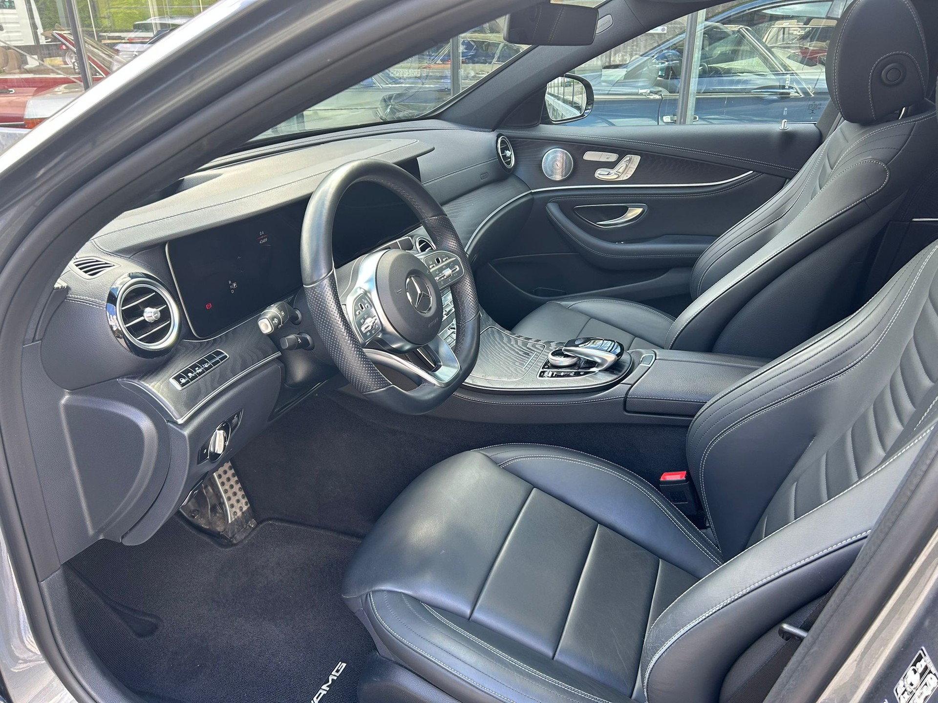 MERCEDES-BENZ E 450 AMG Line 4Matic 9G-Tronic-image-7