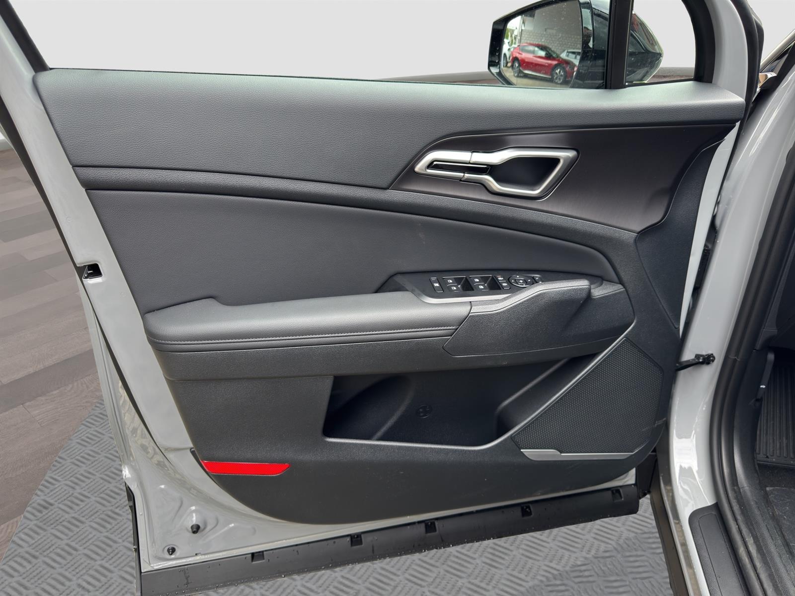 KIA Sportage 1.6 T-GDi Hybrid Style-image-7