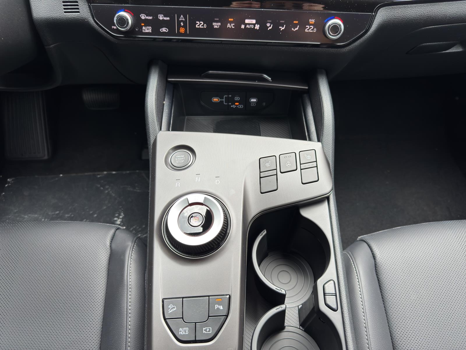 KIA Sportage 1.6 T-GDi Hybrid Style-image-10