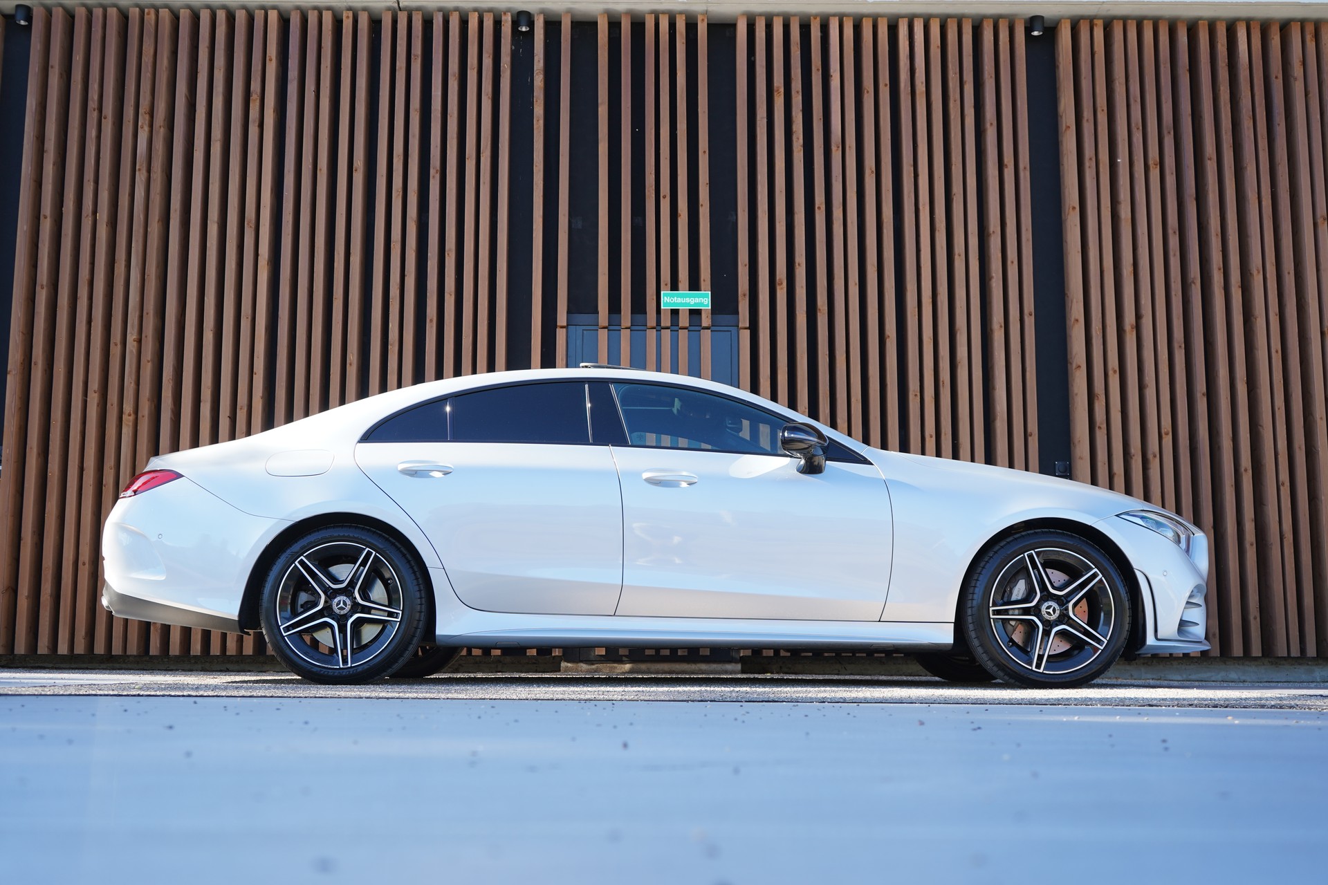 MERCEDES-BENZ CLS 450 4MATIC AMG LINE NIGHT PLUS 9G-TRONIC l