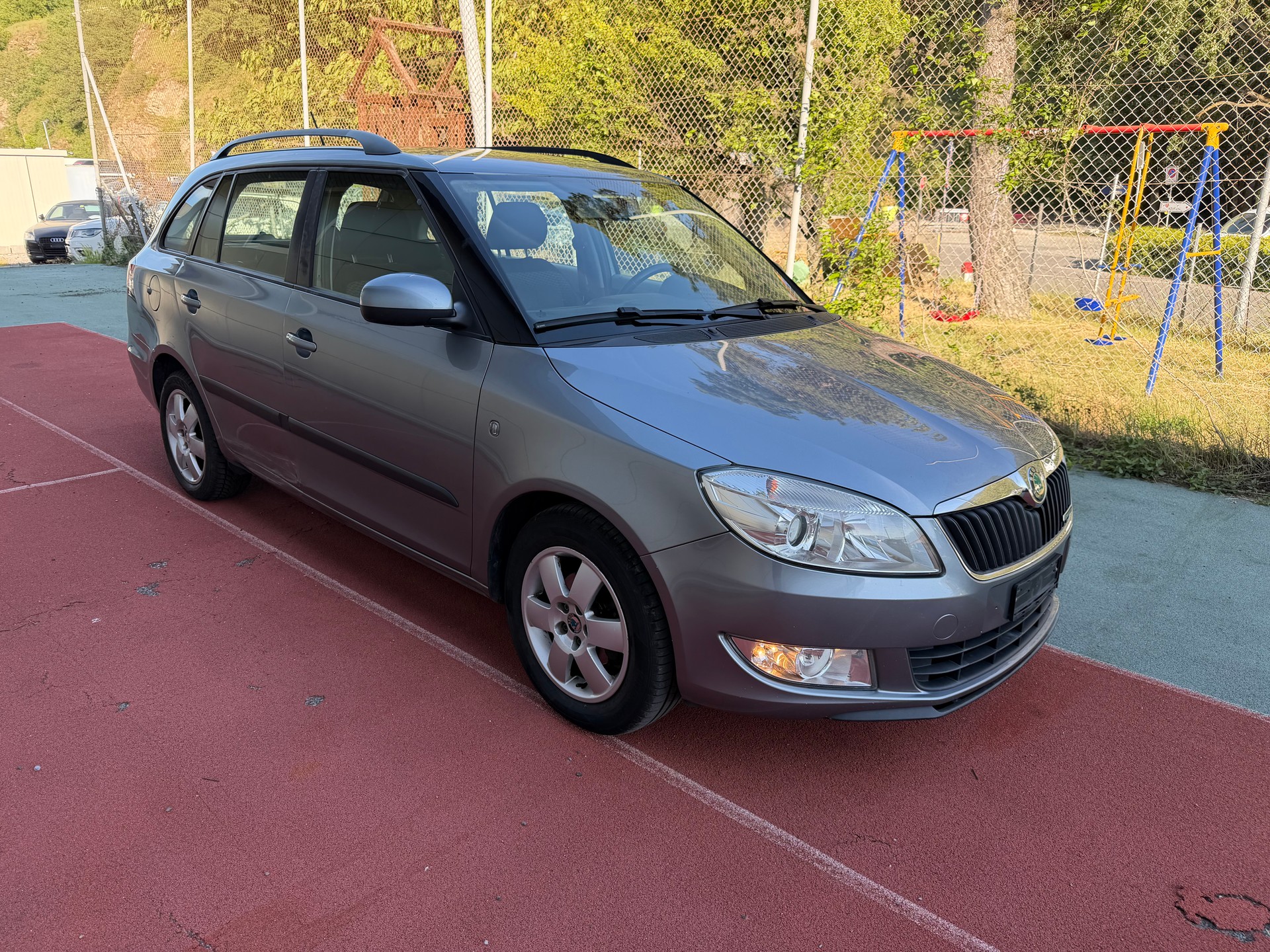 SKODA Fabia 1.2 TDI Greenline-image-1