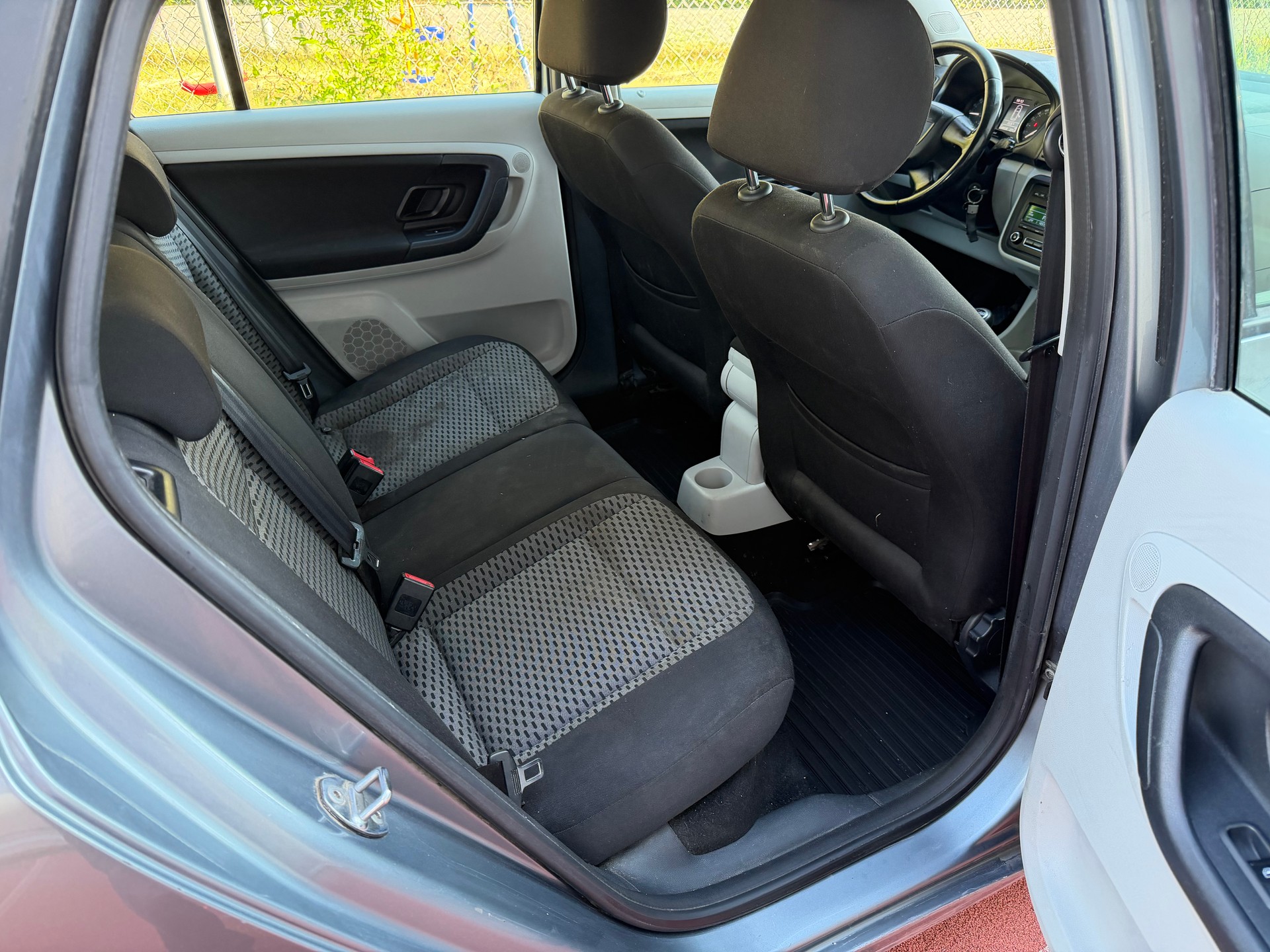 SKODA Fabia 1.2 TDI Greenline-image-11