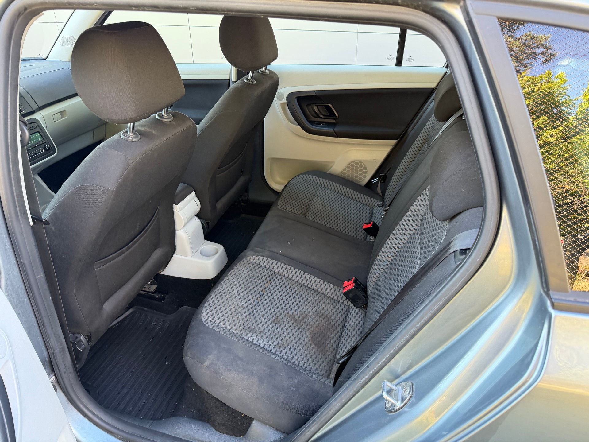 SKODA Fabia 1.2 TDI Greenline-image-10