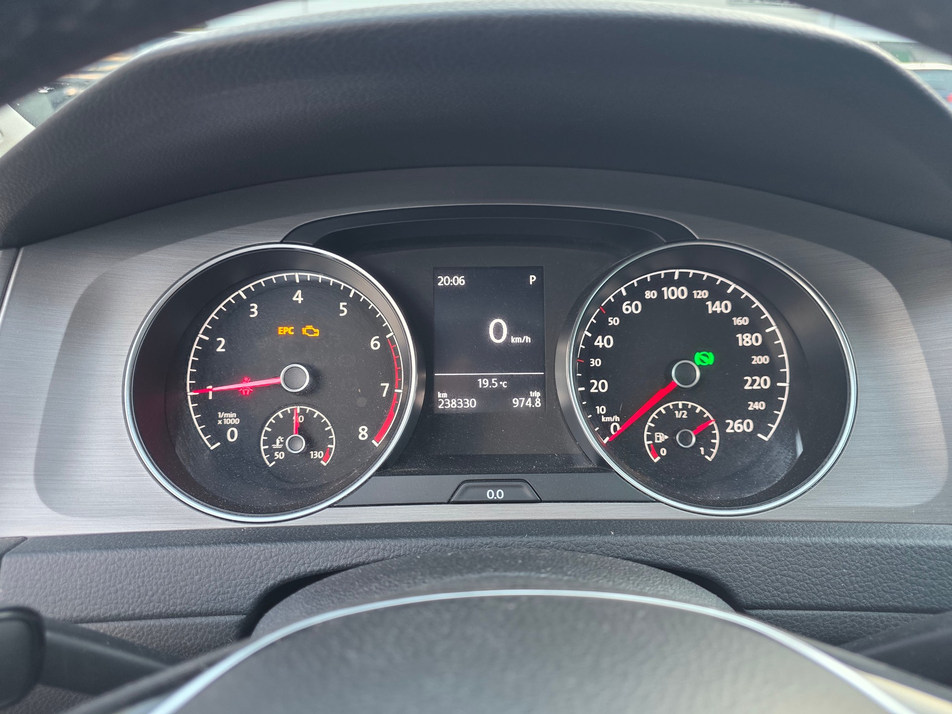 VW Golf Variant 1.4 TSI Comfortline DSG-image-9