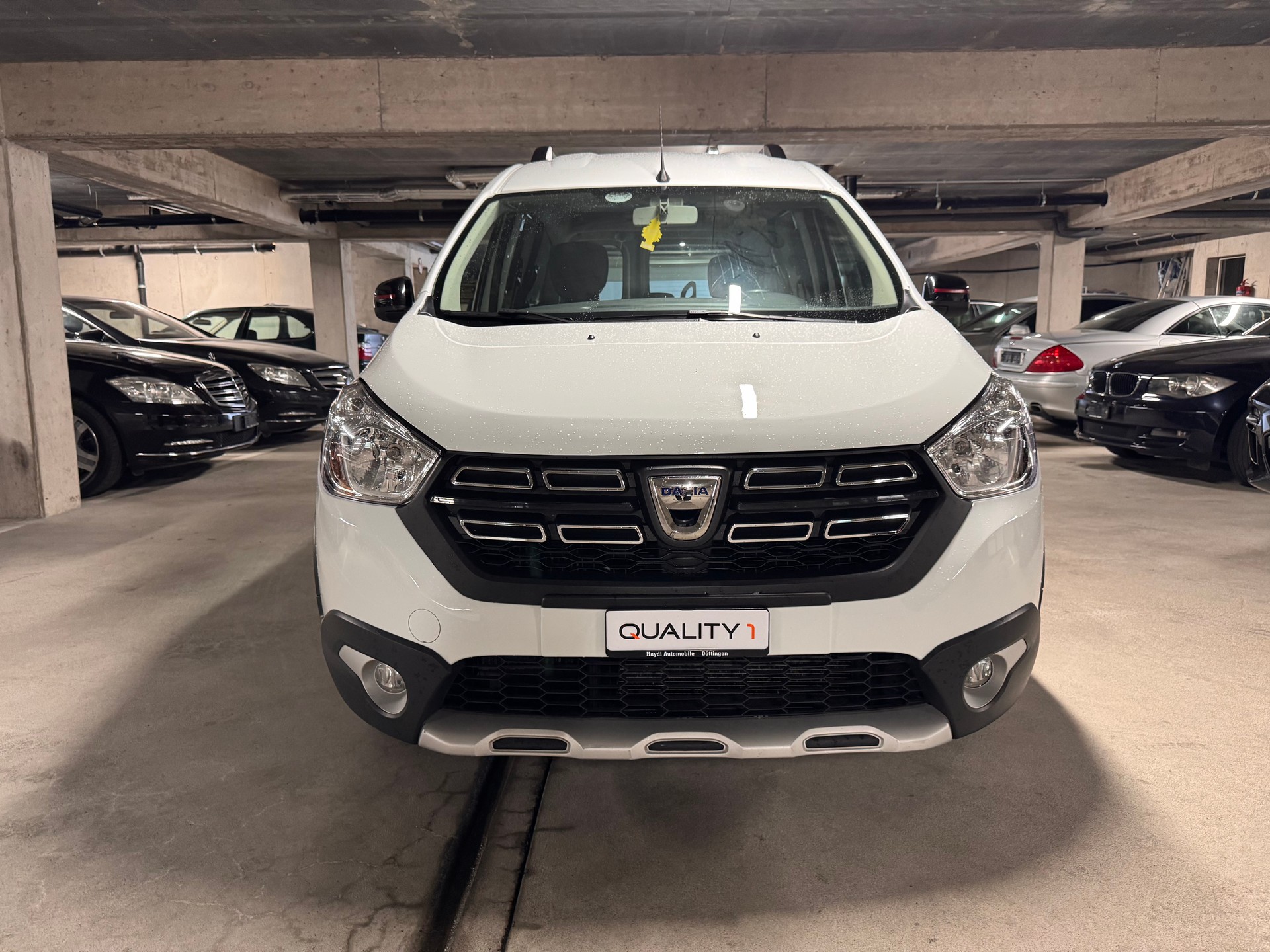 DACIA Dokker TCE 130 16V Stepway-image-1