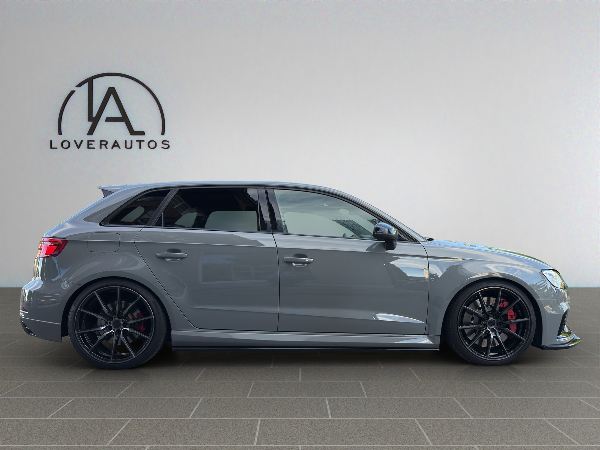 AUDI RS3 Sportback 2.5 TSI quattro S-tronic-image-1