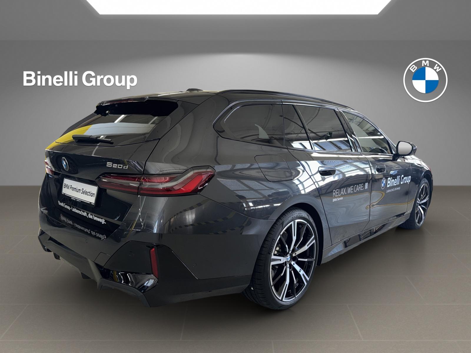 BMW 520d xDrive Touring-image-16