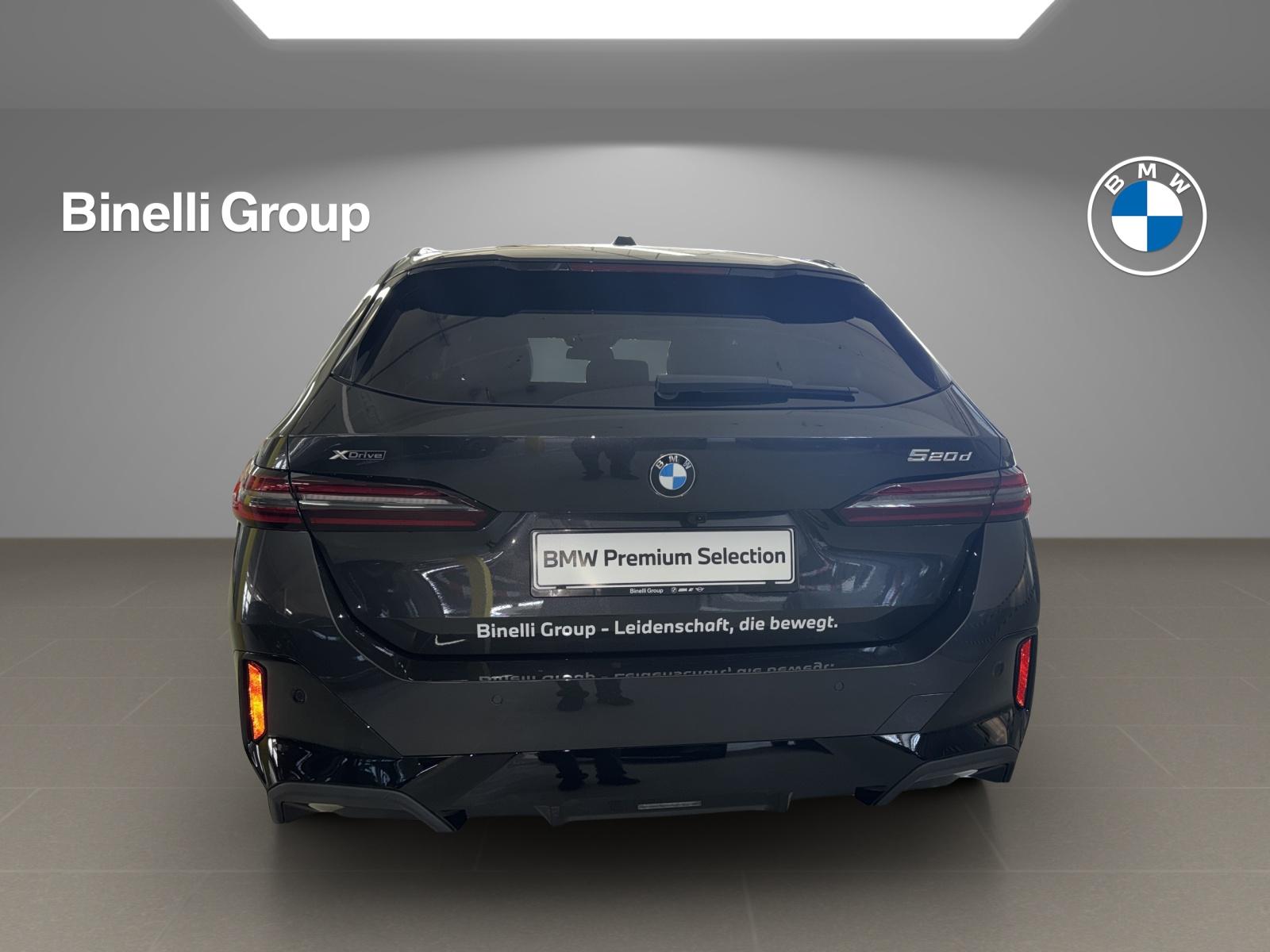 BMW 520d xDrive Touring-image-14