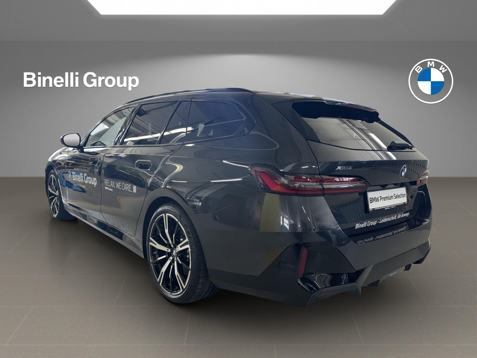 BMW 520d xDrive Touring-image-13