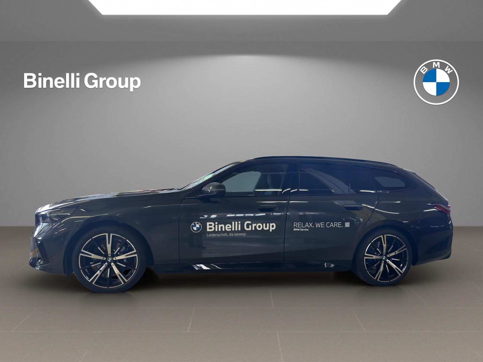 BMW 520d xDrive Touring-showroom-element-2