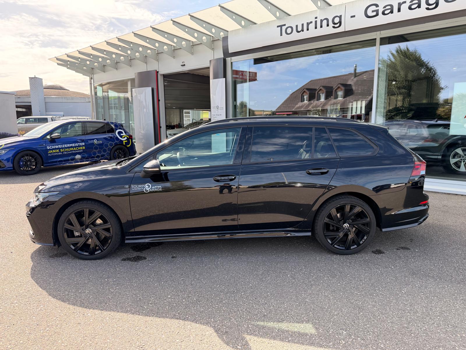 VW Golf Variant 2.0 TSI R-Line DSG 4Motion-showroom-element-1