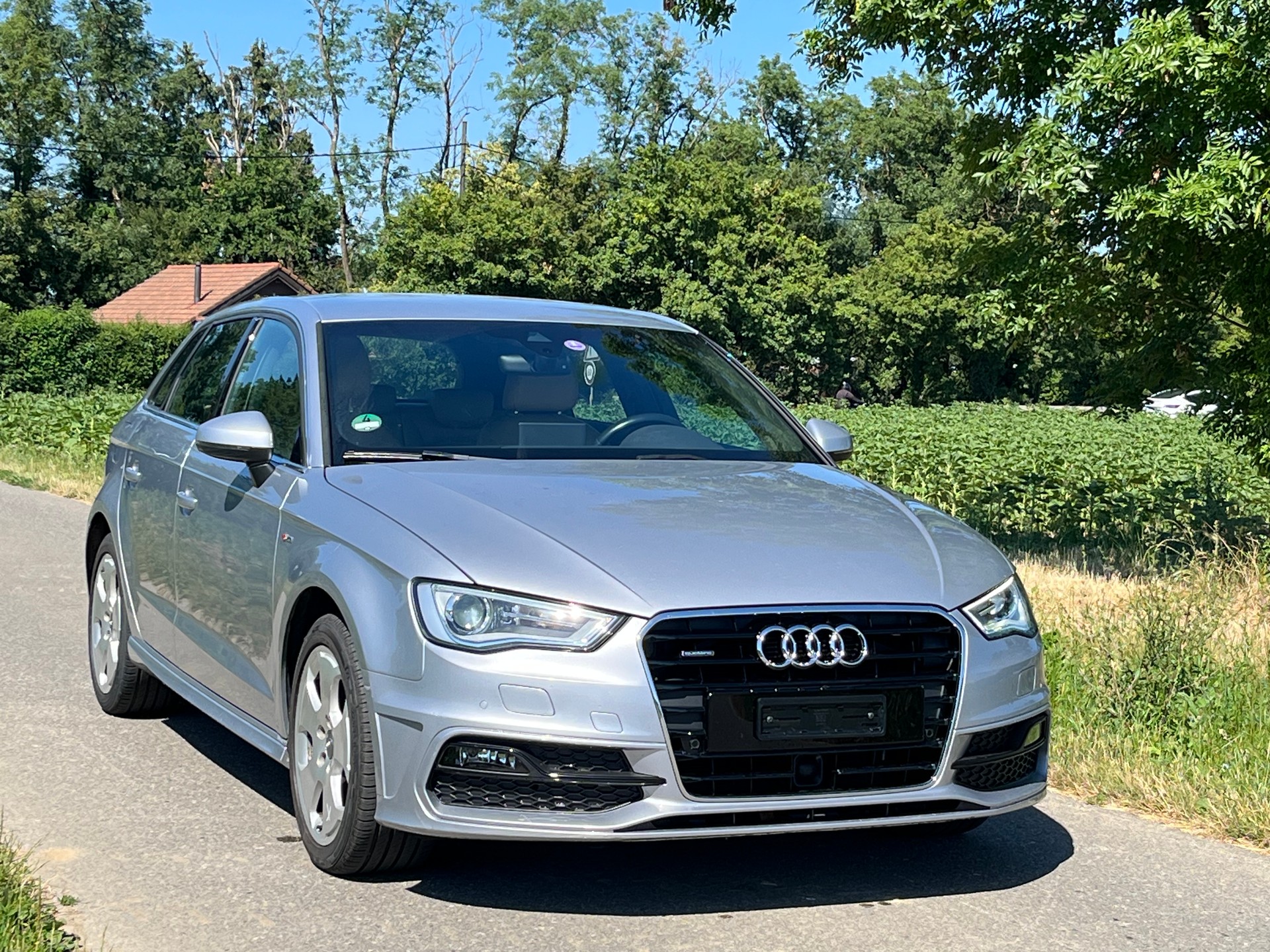 AUDI A3 Sportback 1.8 TFSI quattro S-tronic S Line-showroom-element-2