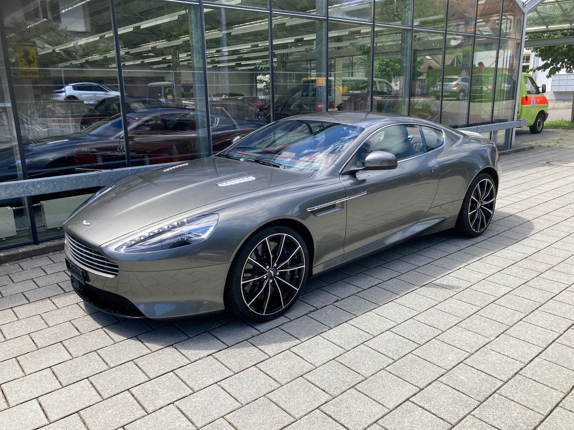 ASTON MARTIN DB9 GT Touchtronic 2